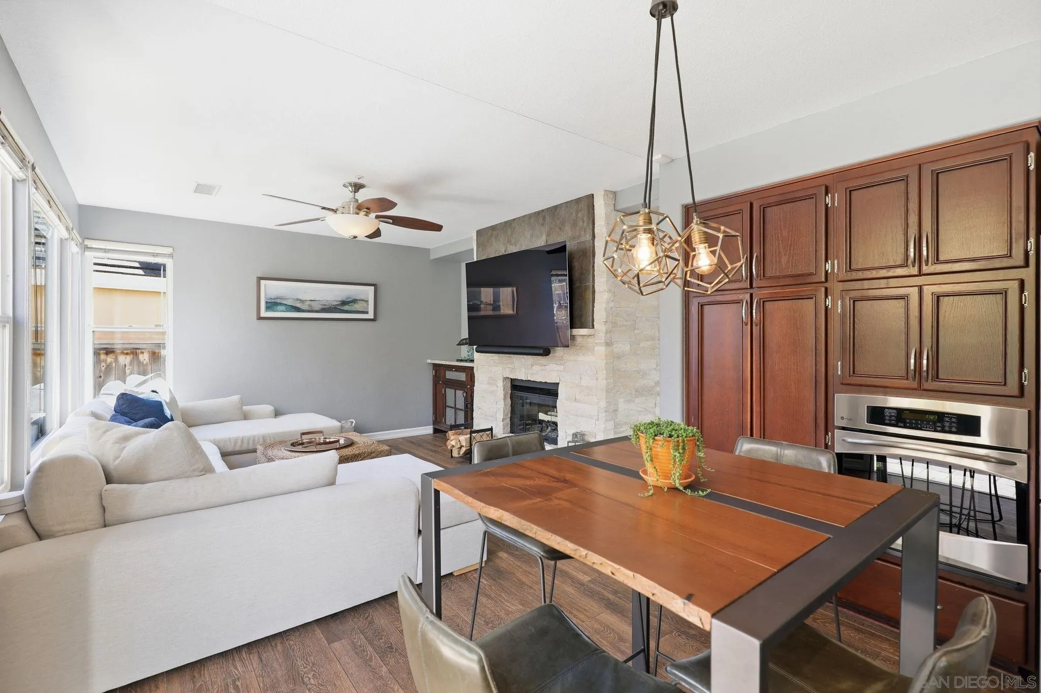 https://cdn.realtyfeed.com/cdn/127/260008121/30a33fea55c4663a2e458a62ca76198b.webp