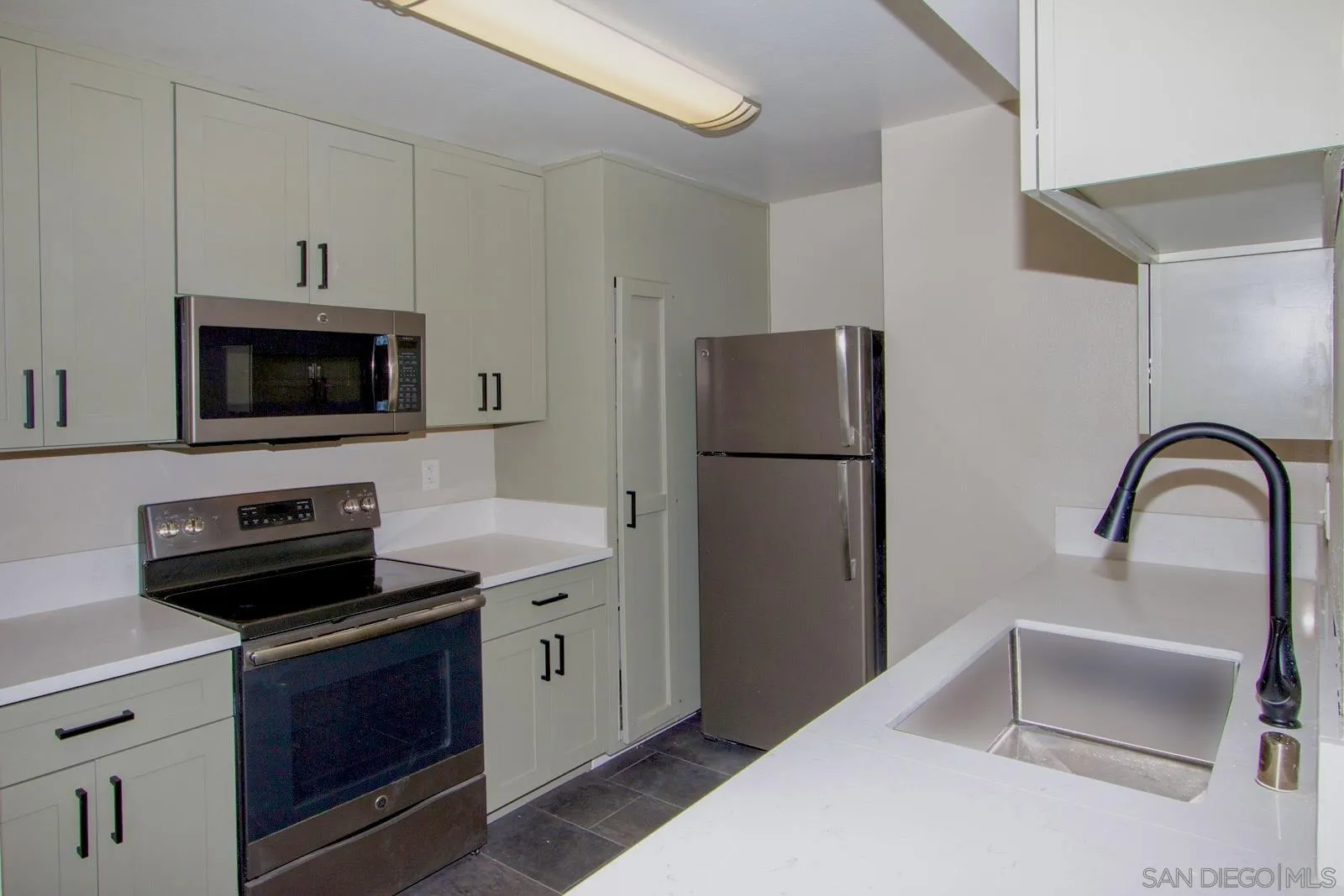 Photo #15: 260008126 Listing: Photo #15