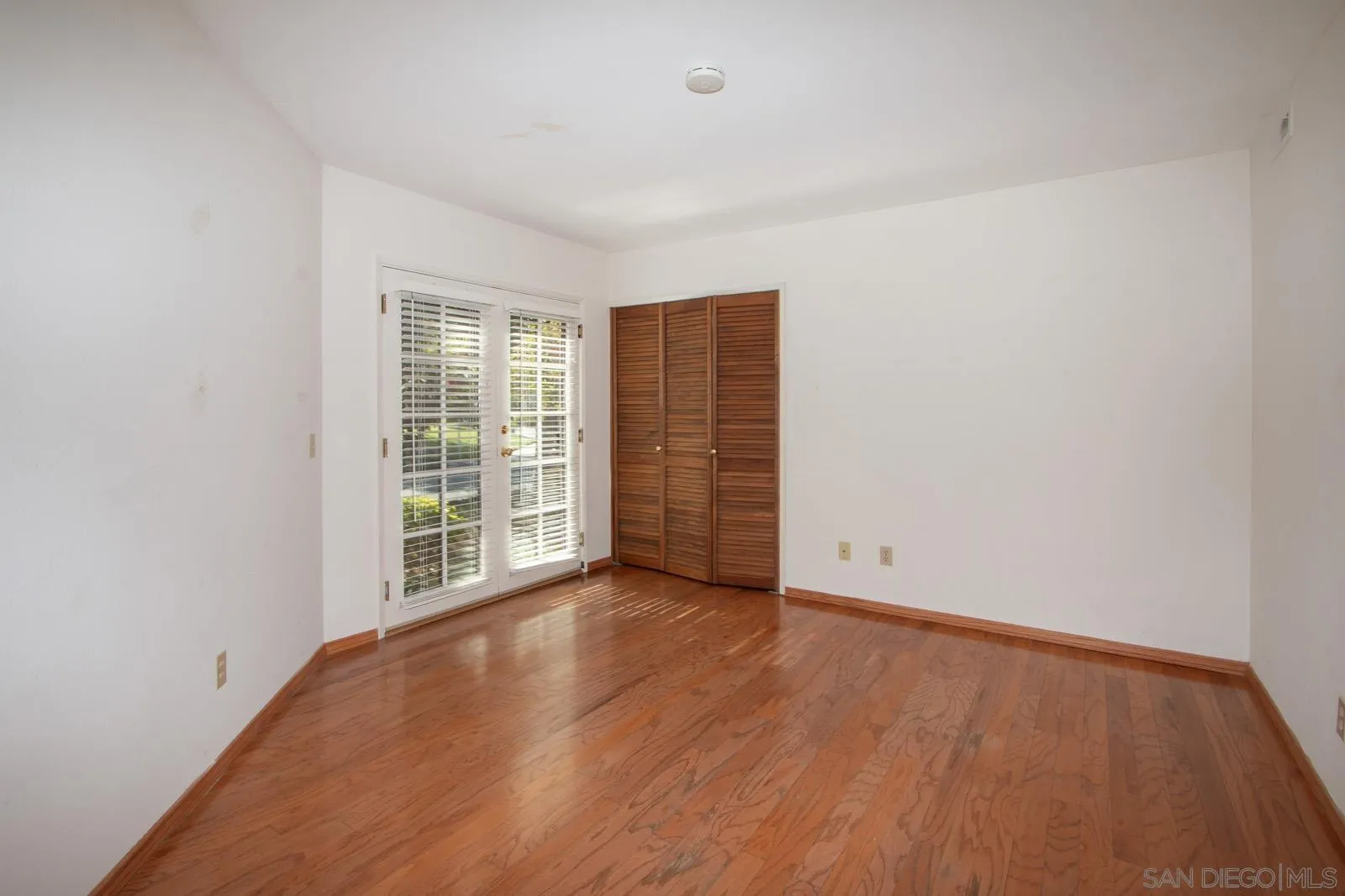 https://cdn.realtyfeed.com/cdn/127/260008134/7108f38b4bda3c0c0256862f916868e4.webp