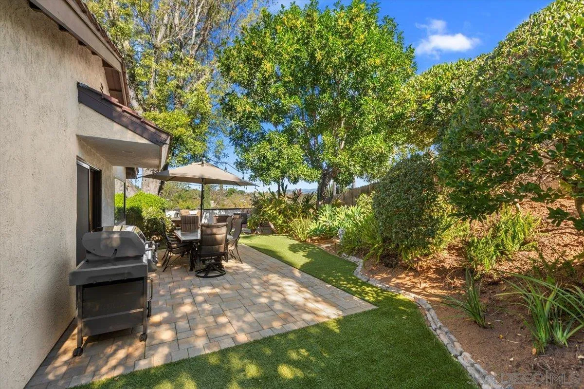 https://cdn.realtyfeed.com/cdn/127/260008141/c1cfafa62bd135a91d0f60e6bf21d384.webp