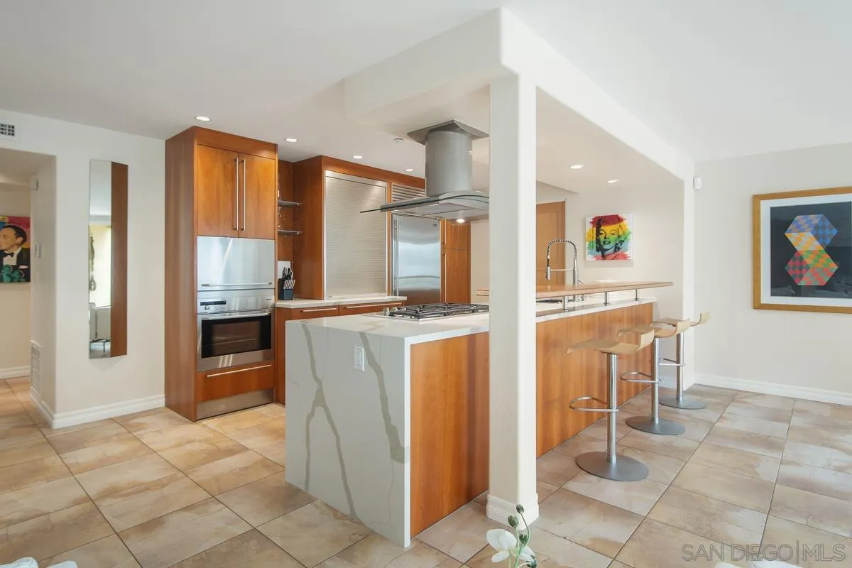 Photo #11: 260008142 Listing: Photo #11