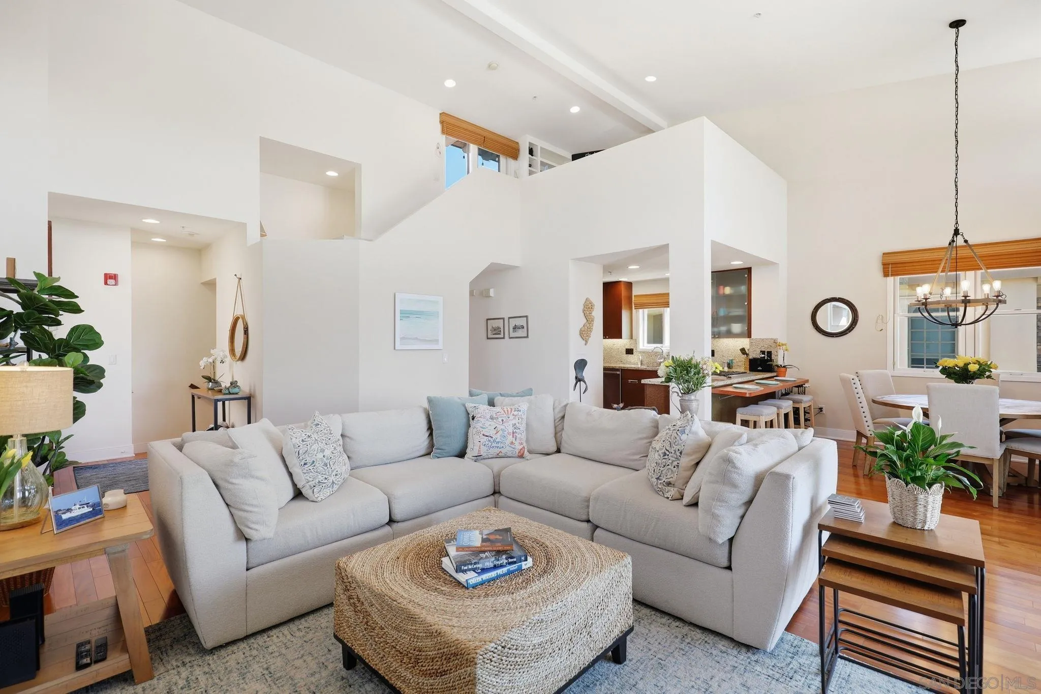 Photo #3: 260008143 Listing: Photo #3