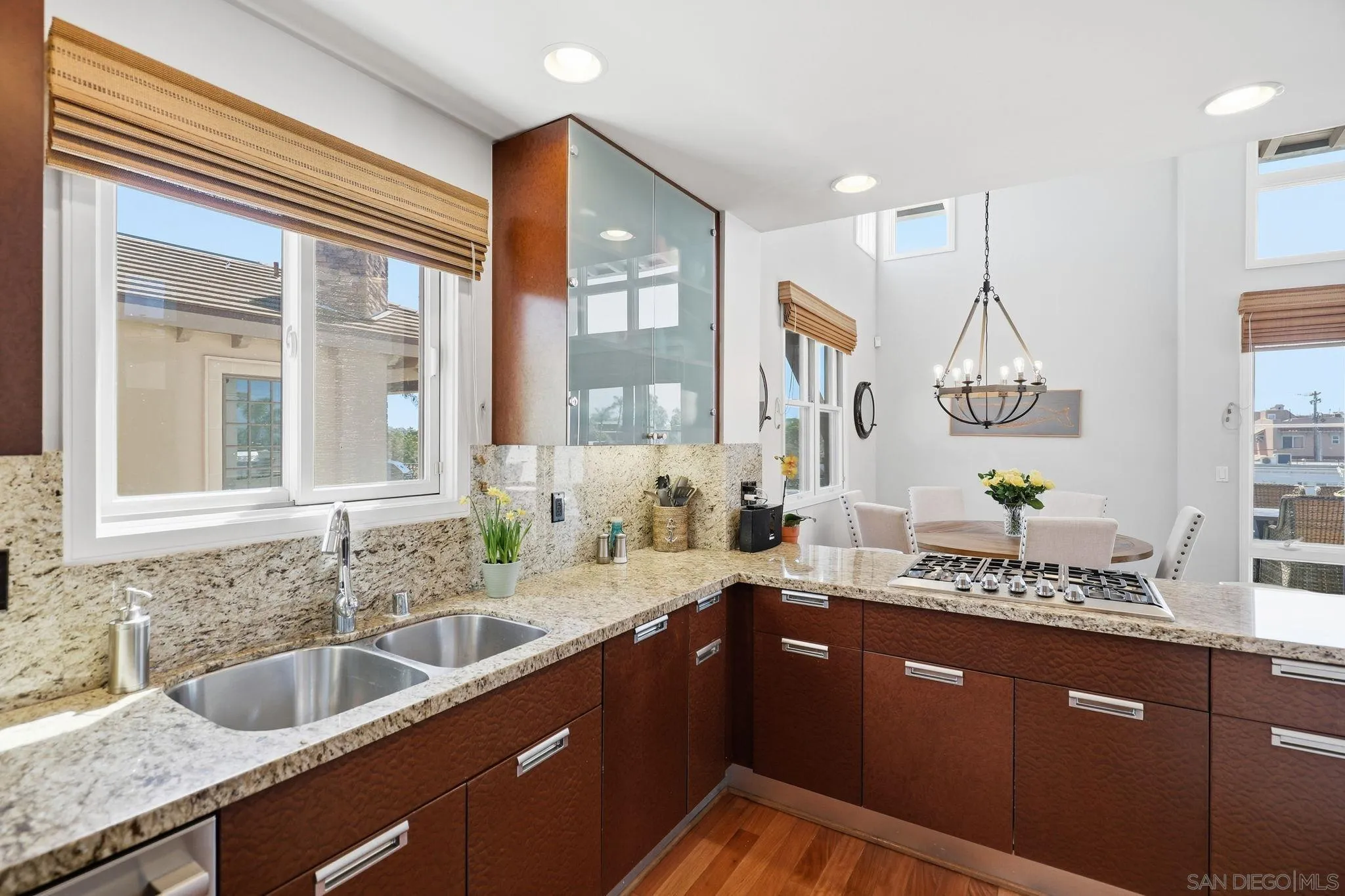 Photo #9: 260008143 Listing: Photo #9