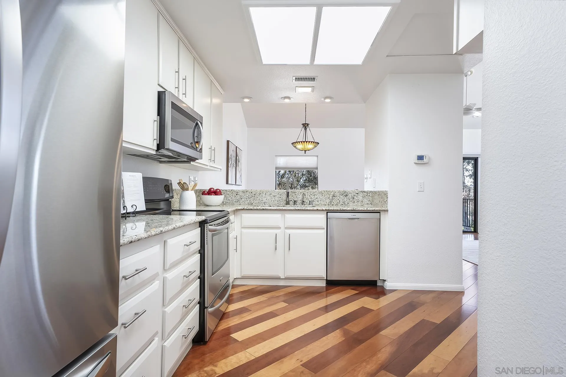 Photo #25: 260008144 Listing: Photo #25