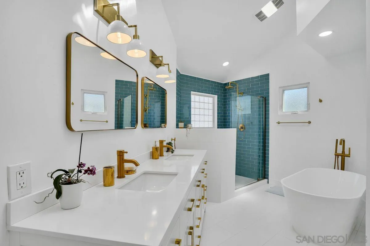 https://cdn.realtyfeed.com/cdn/127/260008154/1b5cf0c77bbb7568c17960e4054dd782.webp