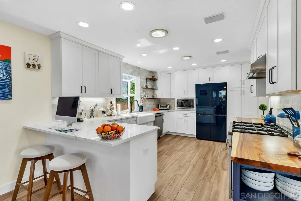 https://cdn.realtyfeed.com/cdn/127/260008154/56b64c37a51ae0451576103eb1bf00bc.webp
