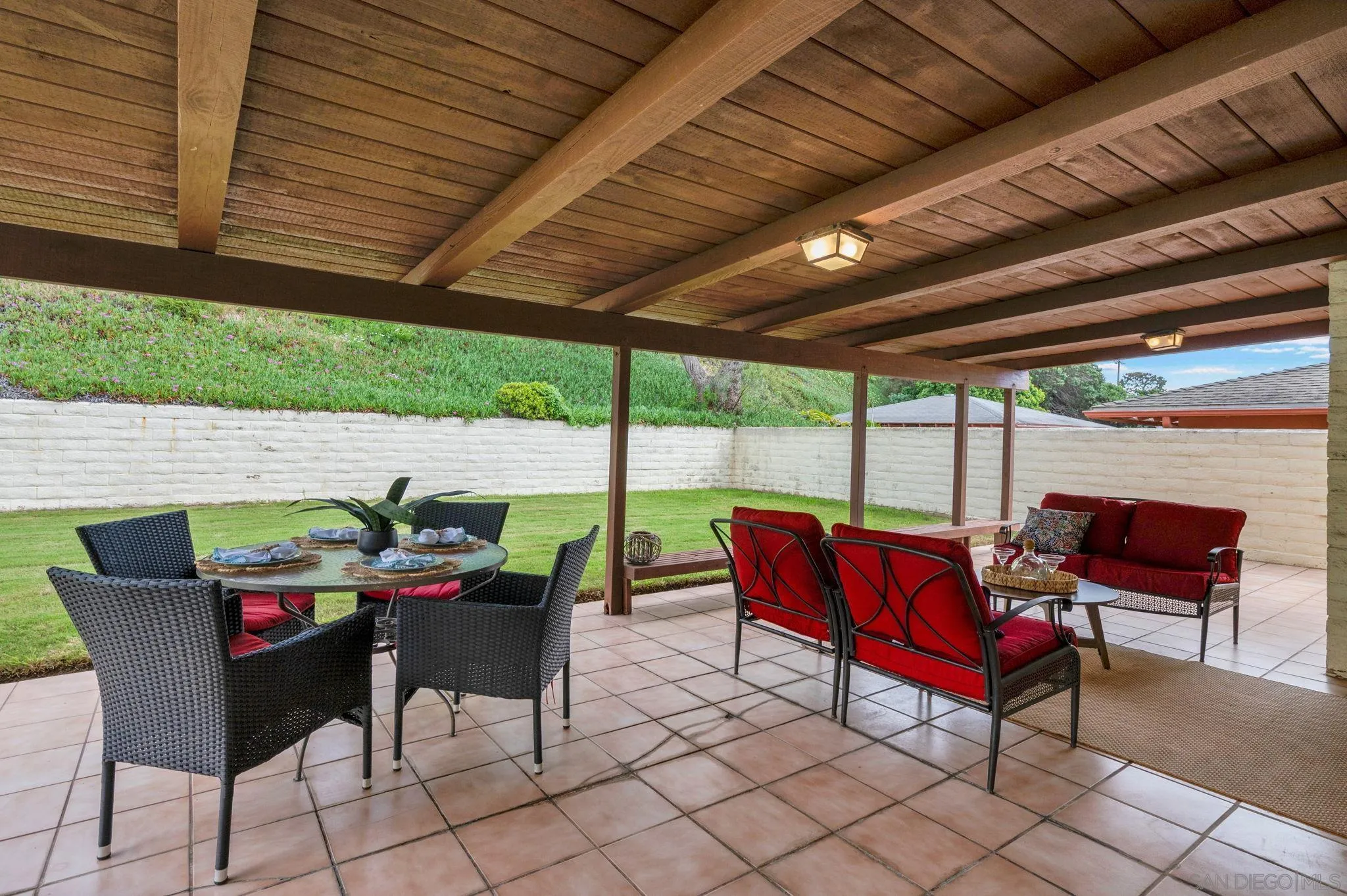 https://cdn.realtyfeed.com/cdn/127/260008159/146cad82b47e5efaa631be3b8a47a509.webp