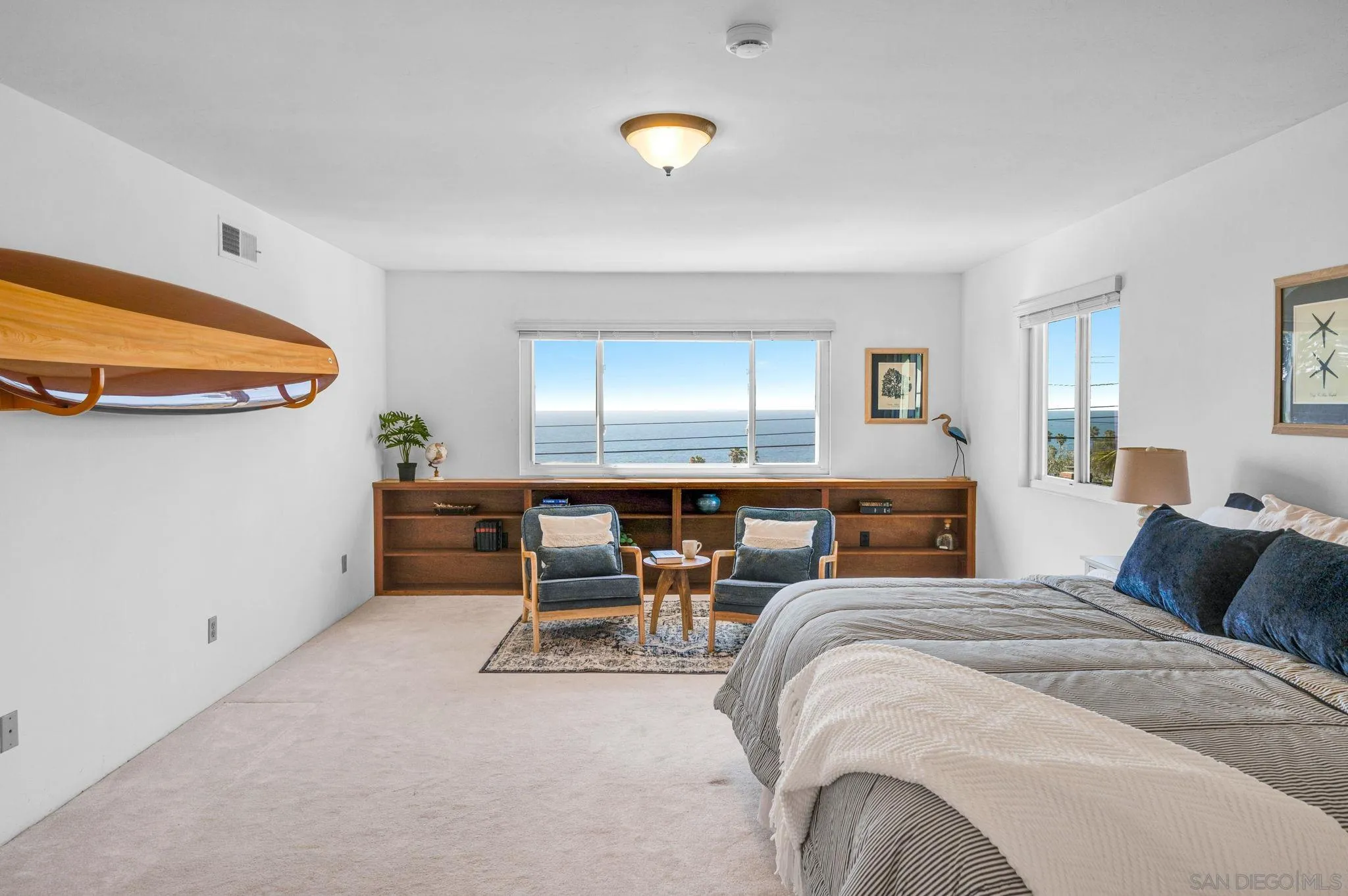 https://cdn.realtyfeed.com/cdn/127/260008159/bd3647f6518e3d579166a147916bdd38.webp