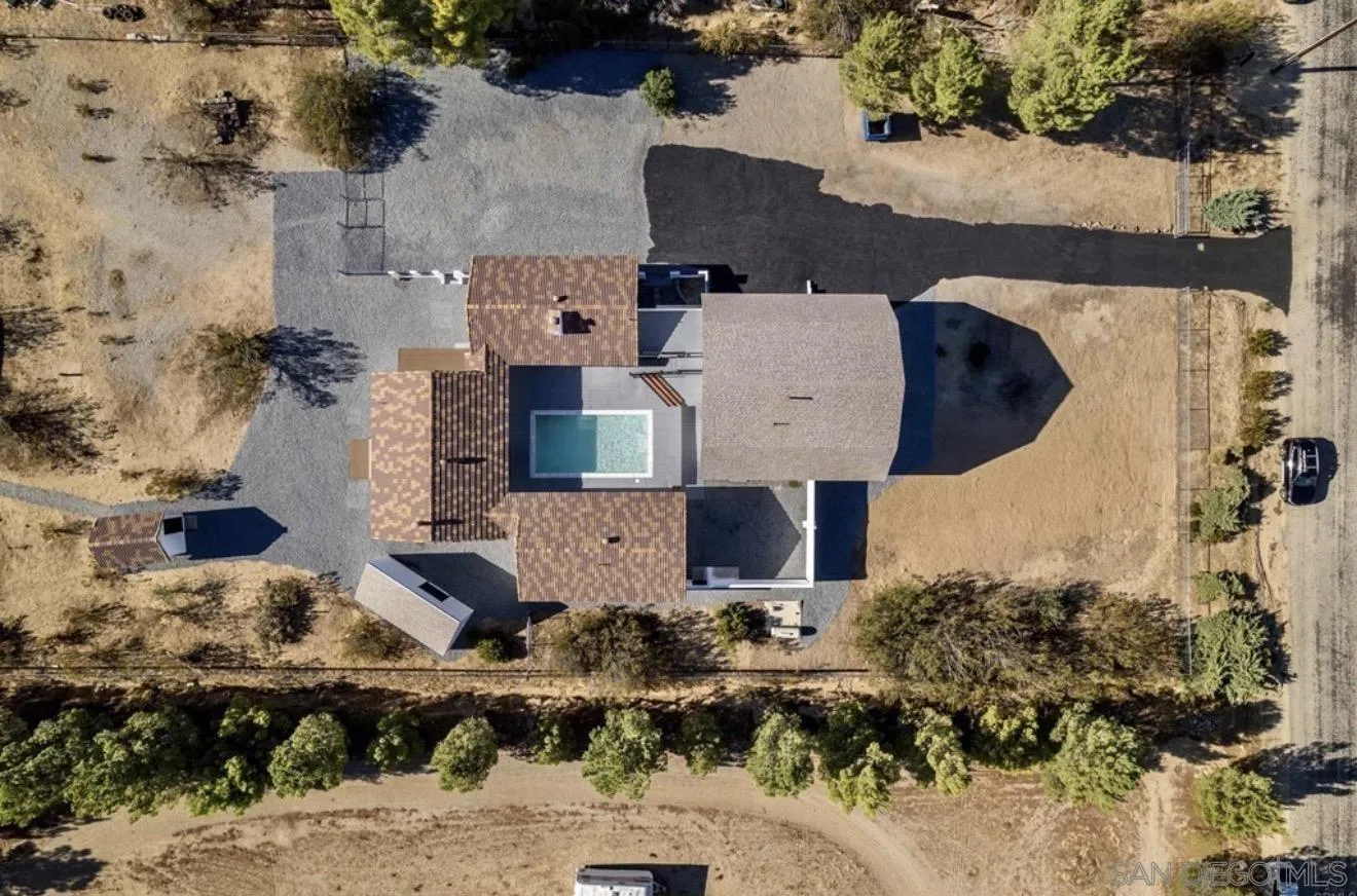 https://cdn.realtyfeed.com/cdn/127/260008161/1d1d95a0691e61a0220e6387d9366f63.webp