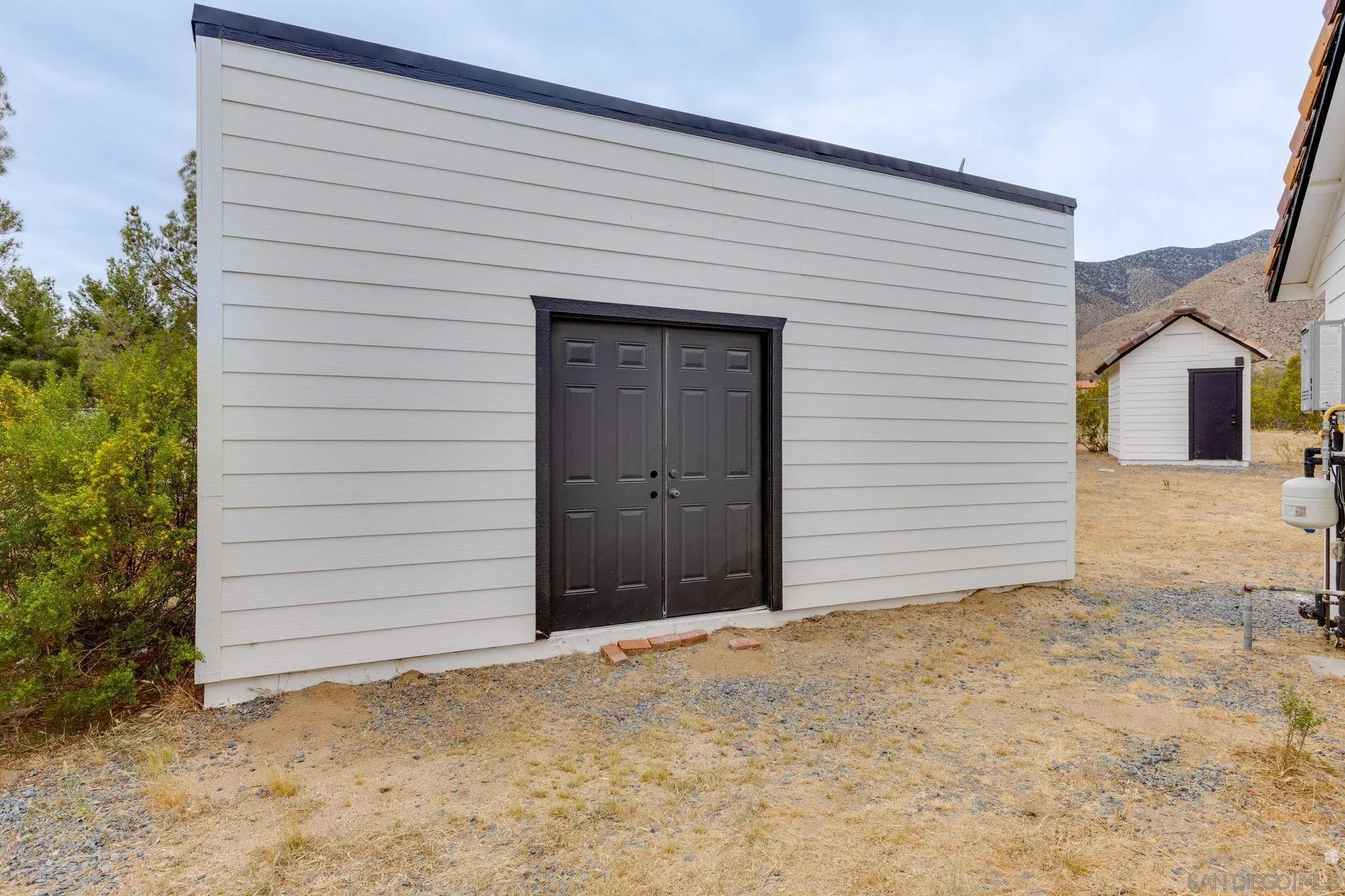 https://cdn.realtyfeed.com/cdn/127/260008161/873286ff8f21d16105fc262ce3ff19f4.webp