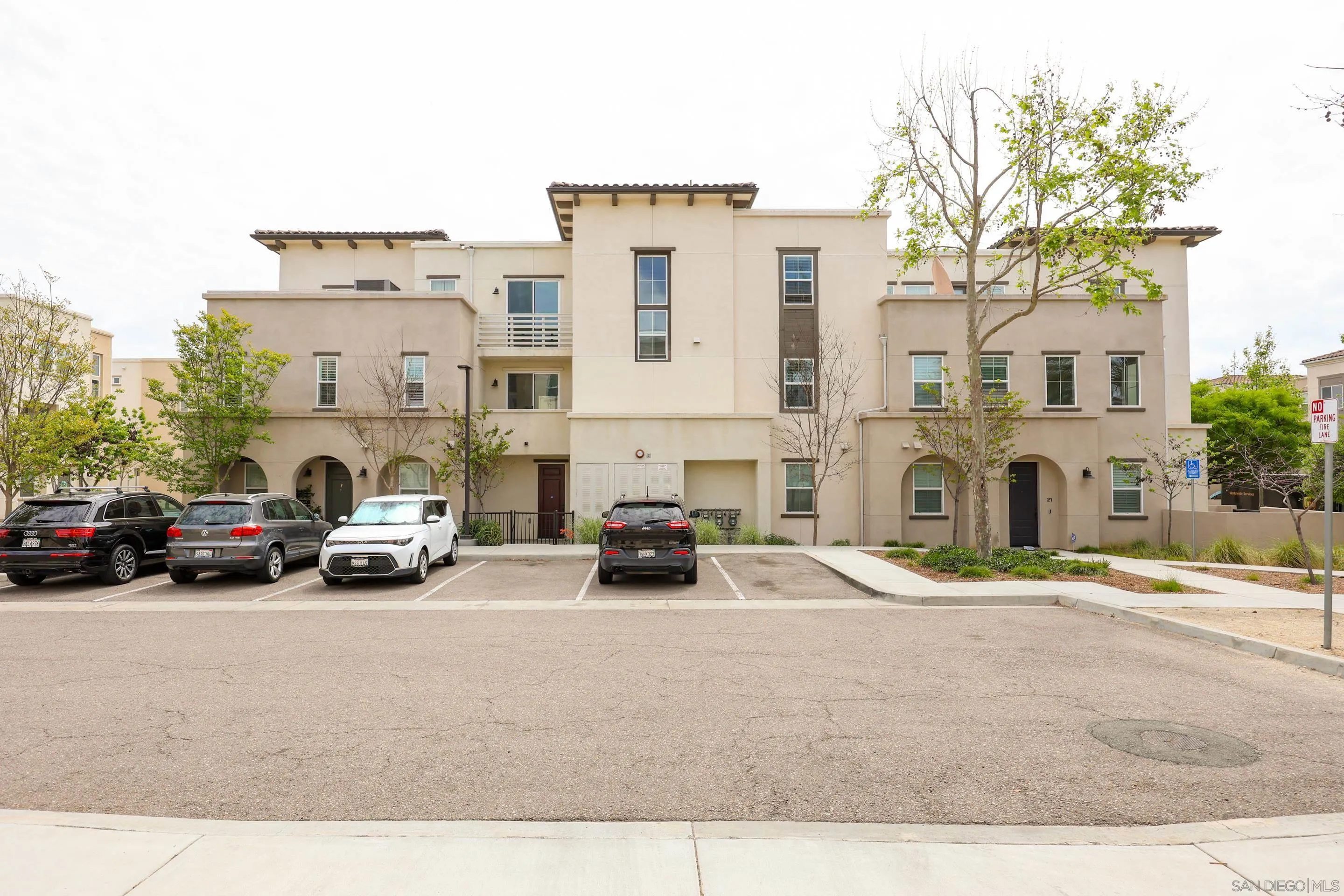 Photo #33: 260008162 Listing: Photo #33