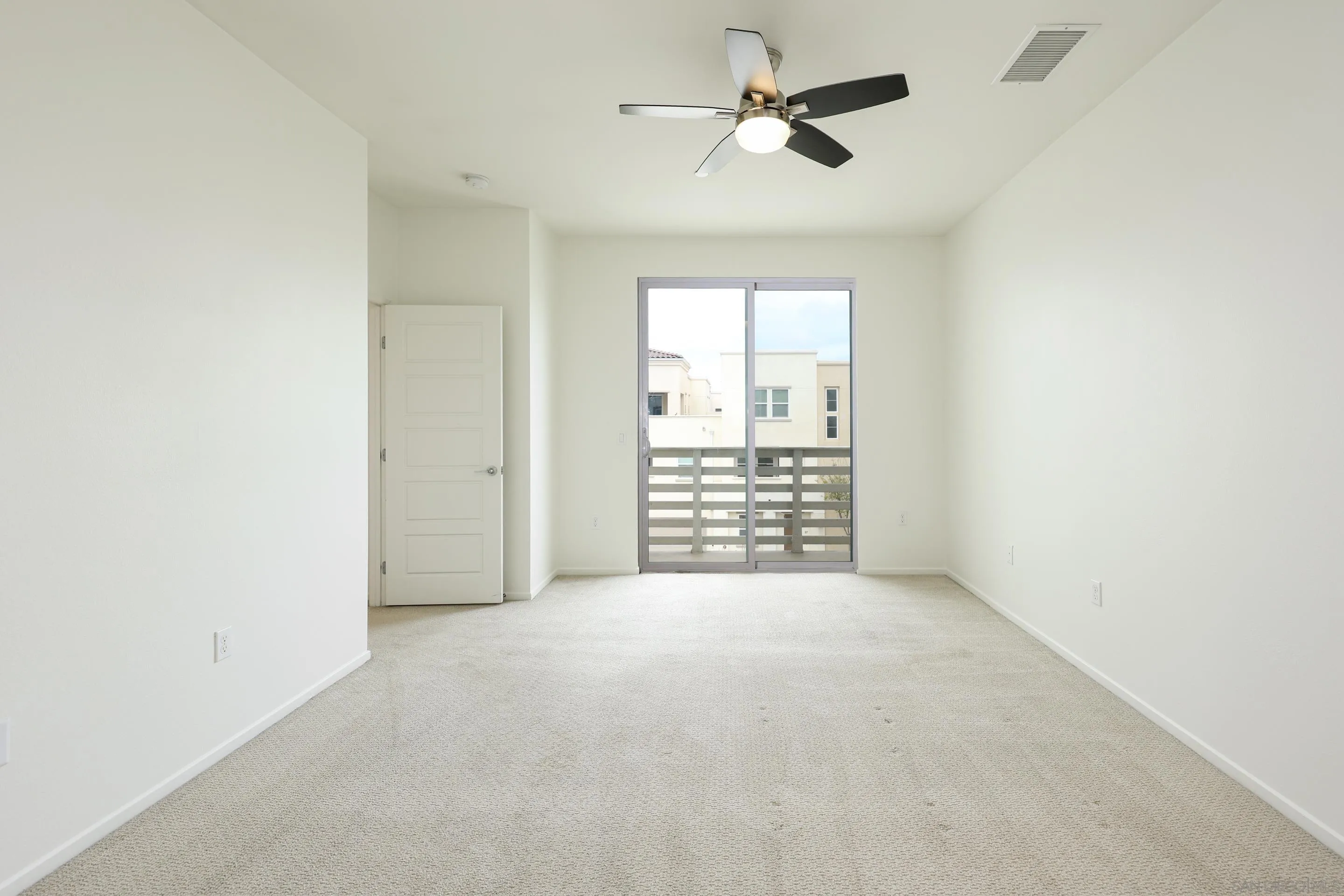 Photo #27: 260008162 Listing: Photo #27