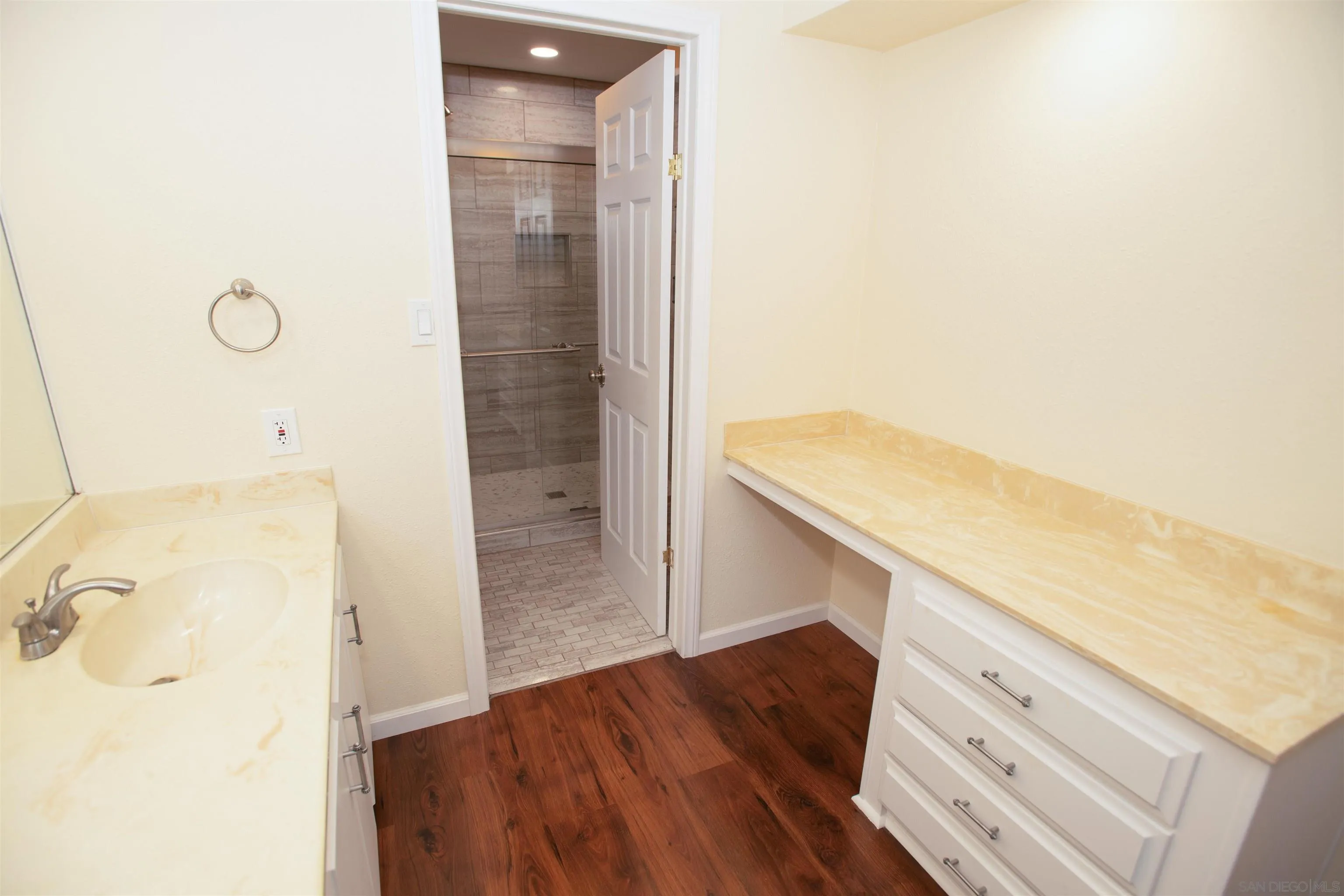 https://cdn.realtyfeed.com/cdn/127/260008164/84cc440aa1a1d2649debcc8bdc6f629a.webp