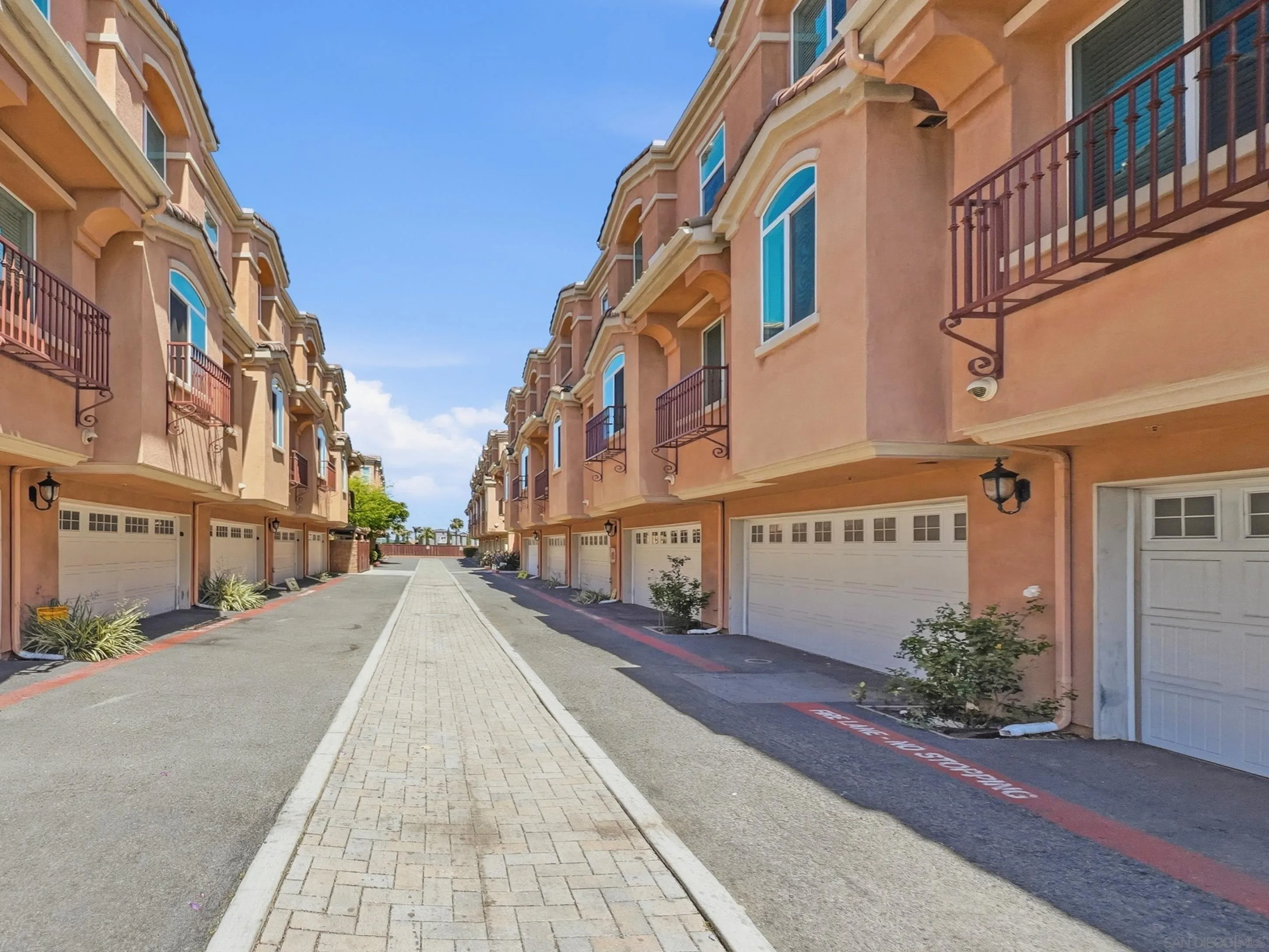 https://cdn.realtyfeed.com/cdn/127/260008169/109d1cc66726000d309dd9cb49857ff7.webp