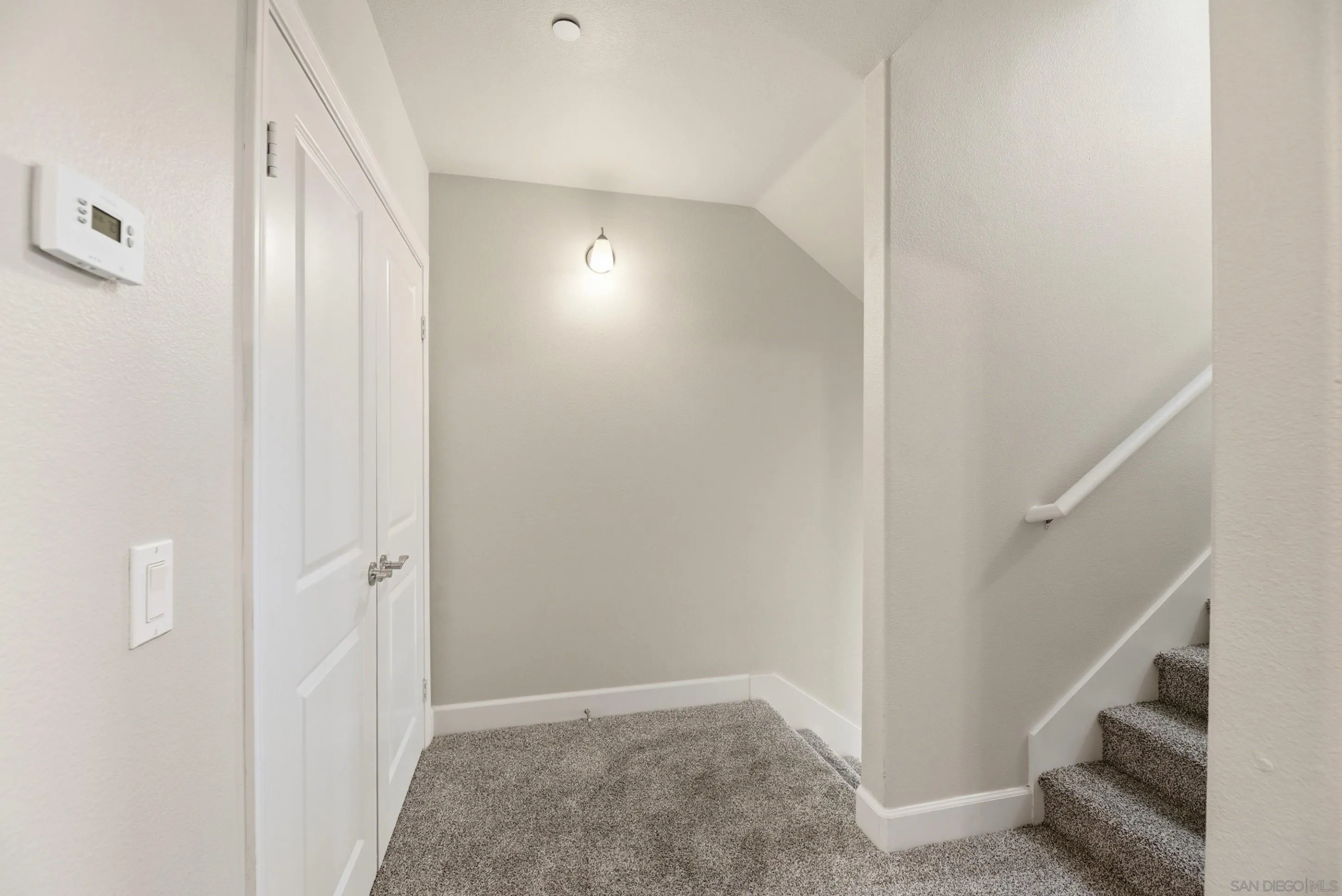 https://cdn.realtyfeed.com/cdn/127/260008169/2187bc521b47dc7e008476382d3e99b8.webp