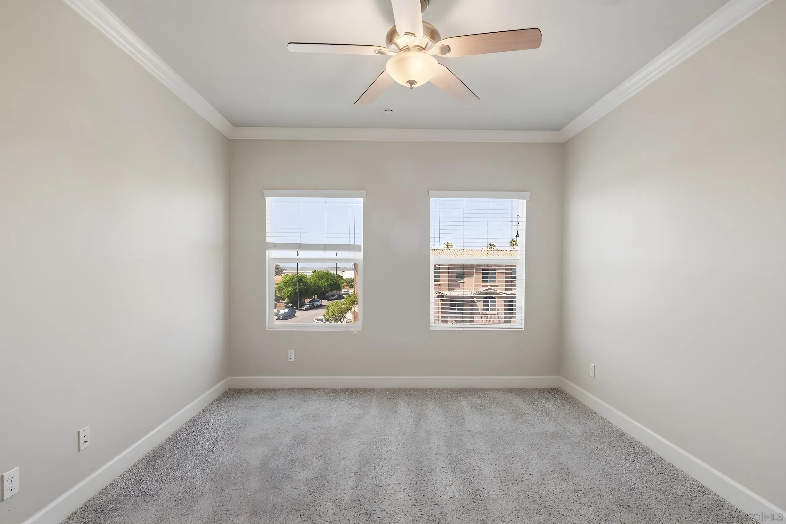 https://cdn.realtyfeed.com/cdn/127/260008169/43ae4a816d0771171d54ab72c34afb21.webp