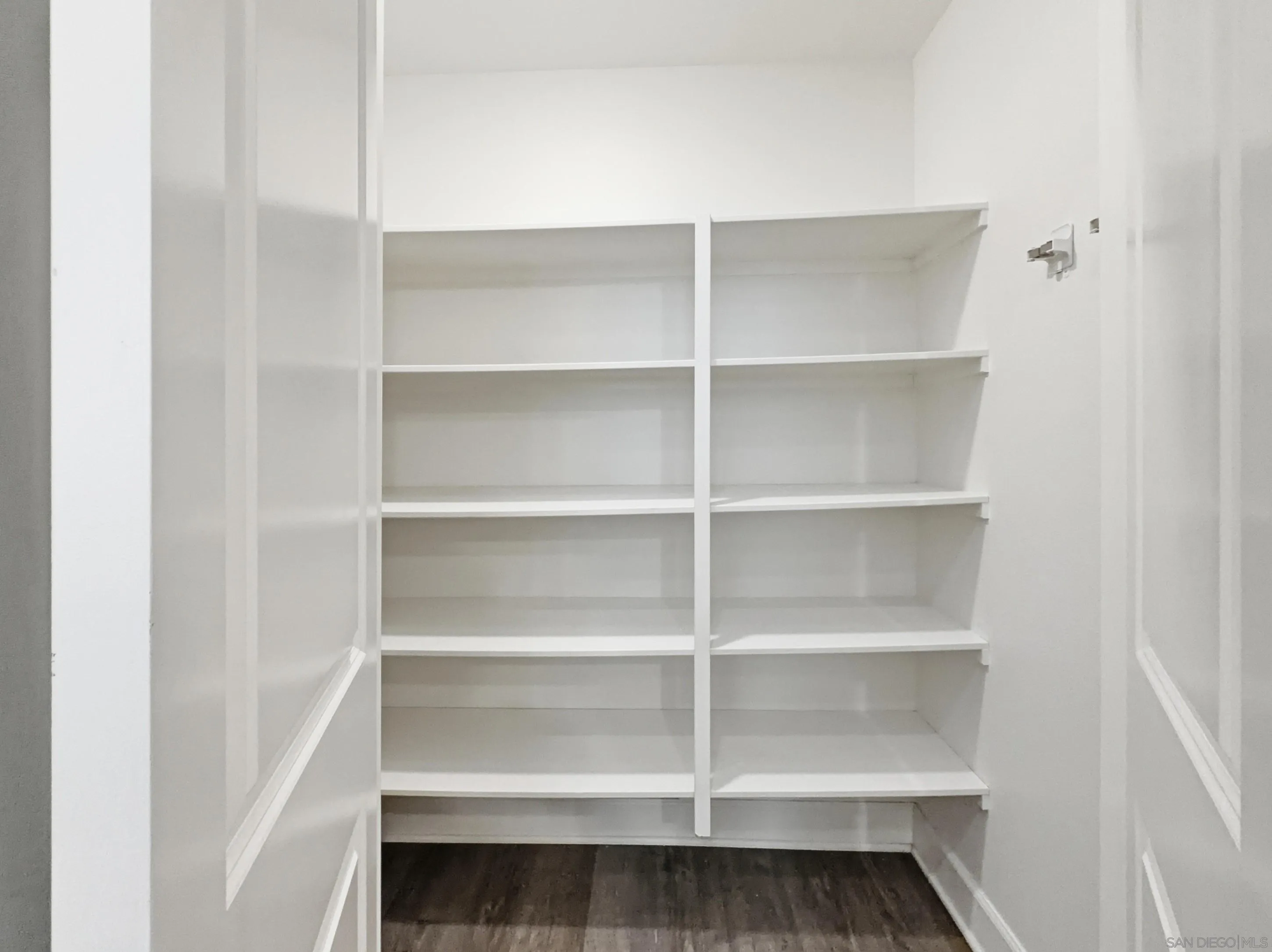https://cdn.realtyfeed.com/cdn/127/260008169/46bac04f11c452b04868a0d419c8a6b9.webp