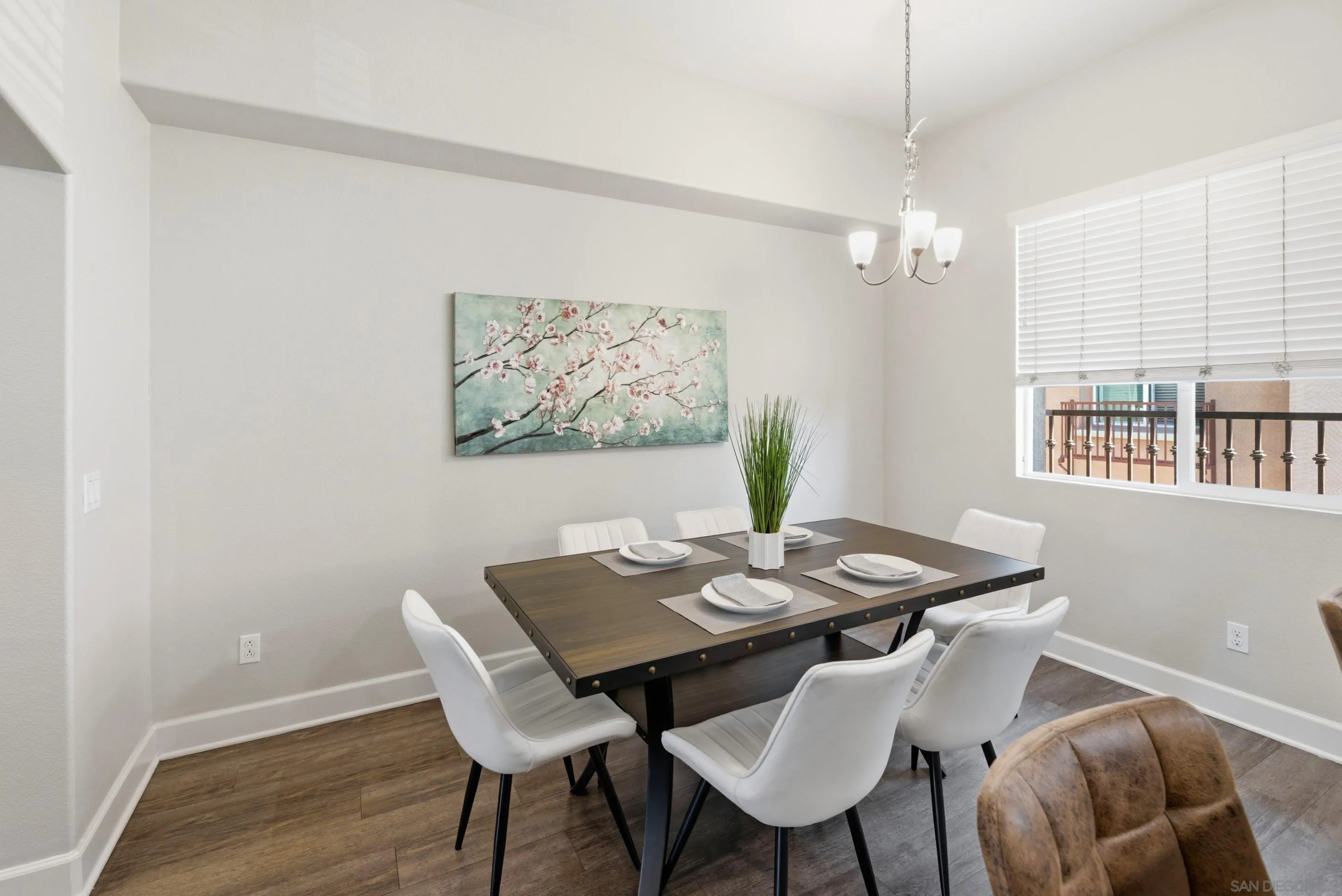 https://cdn.realtyfeed.com/cdn/127/260008169/4e06101add18296e018ad4d55332aa8f.webp