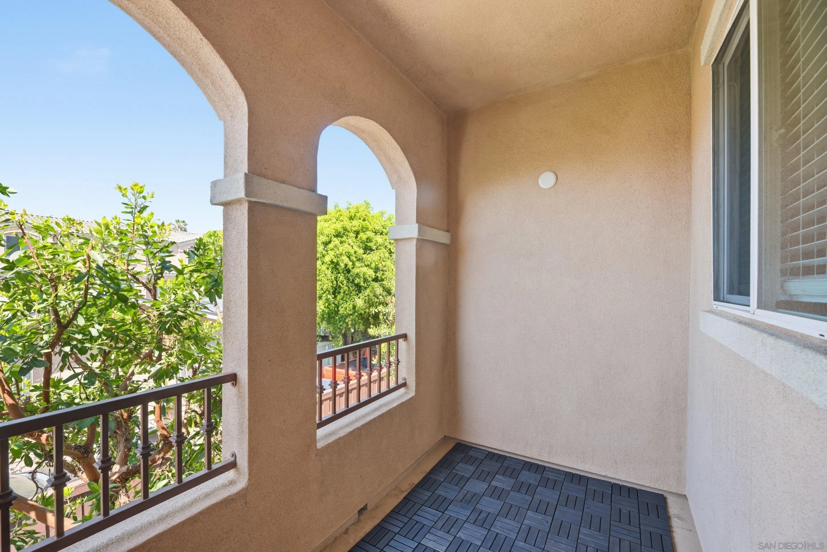 https://cdn.realtyfeed.com/cdn/127/260008169/af1548f5d80d6515906d4df1e4208589.webp