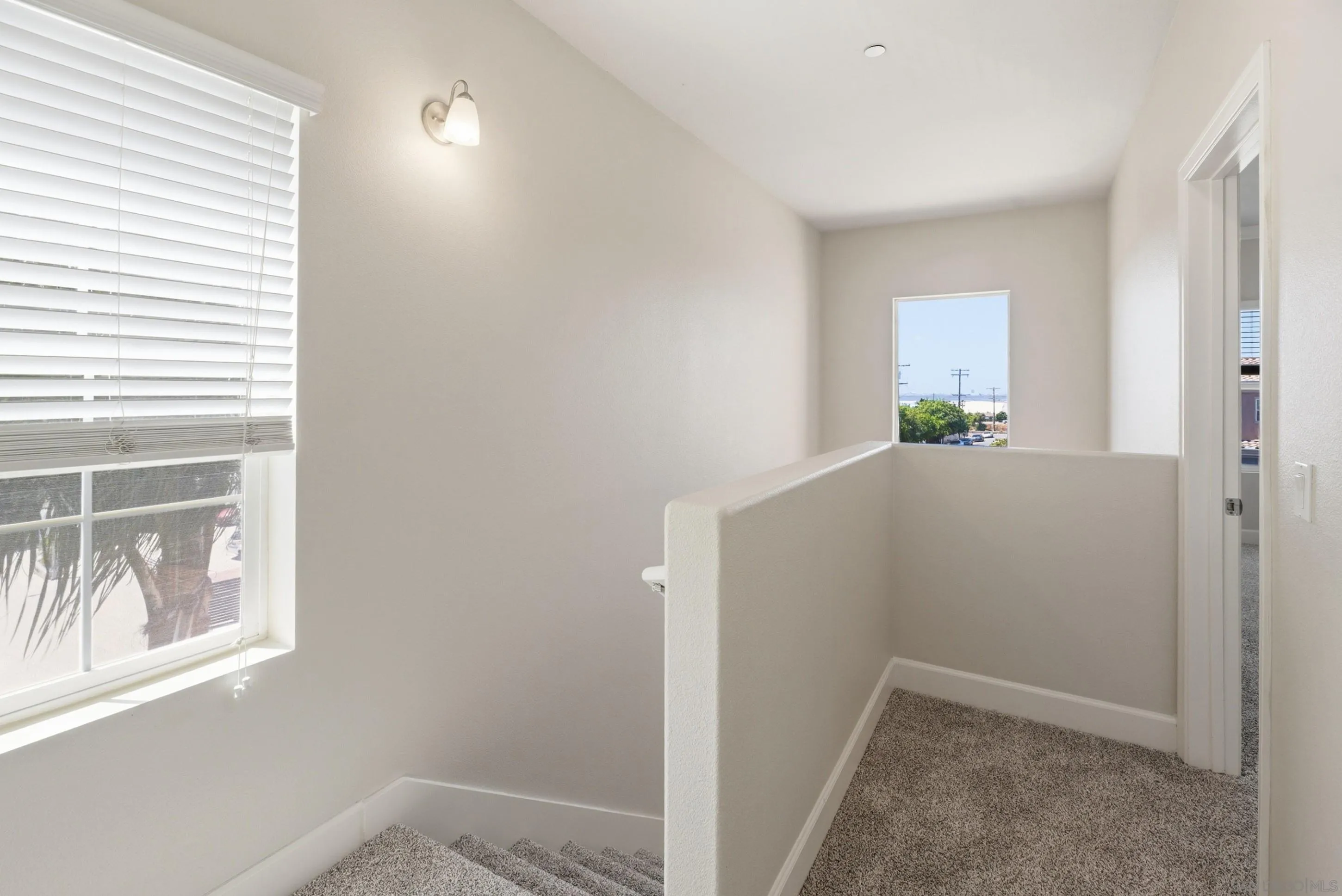 https://cdn.realtyfeed.com/cdn/127/260008169/c8a03131017ee723ef204b28c8cc3346.webp