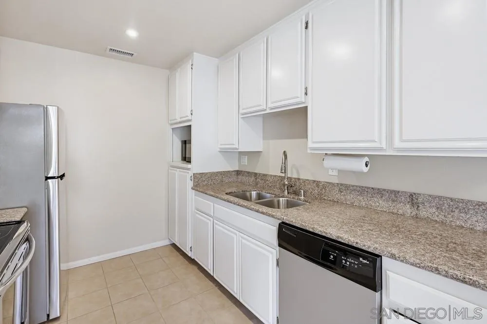 Photo #16: 260008172 Listing: Photo #16
