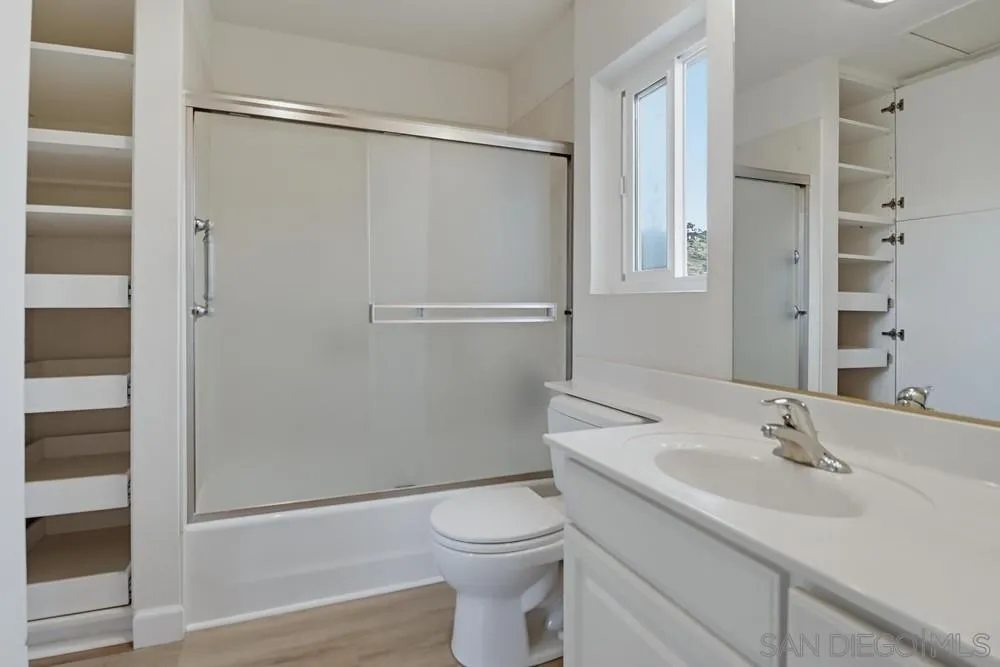 https://cdn.realtyfeed.com/cdn/127/260008174/3b663239cf9d6201925e7c4185a62ebd.webp