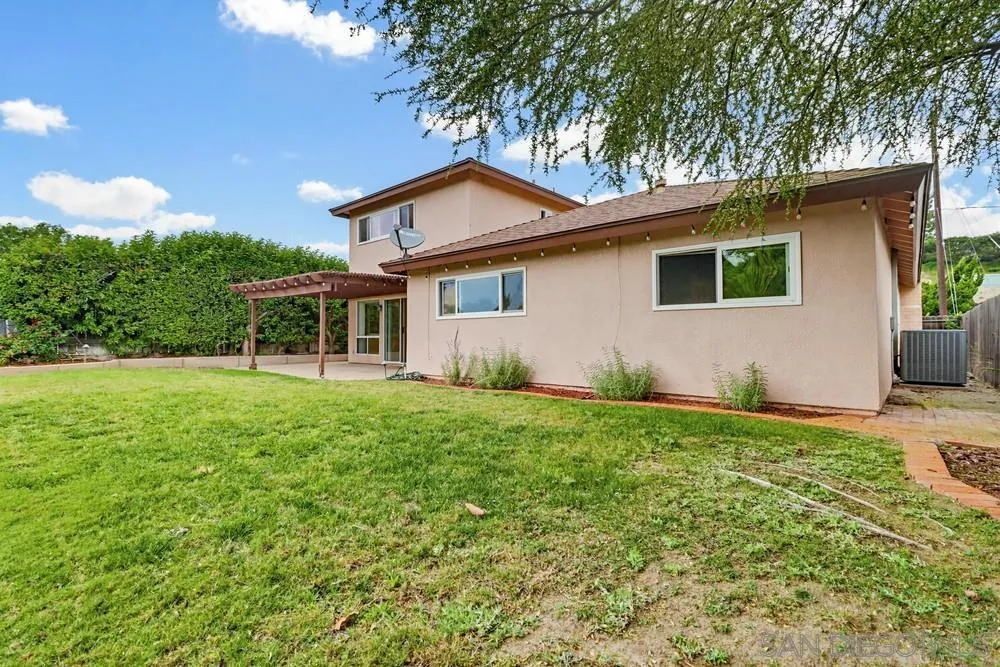 https://cdn.realtyfeed.com/cdn/127/260008174/58635081a4bfb75f48b63f61d41c944b.webp