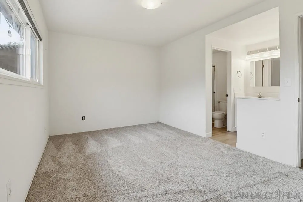 https://cdn.realtyfeed.com/cdn/127/260008174/5f1f7fcdcc76ebbaf70b6d6d07fd751e.webp