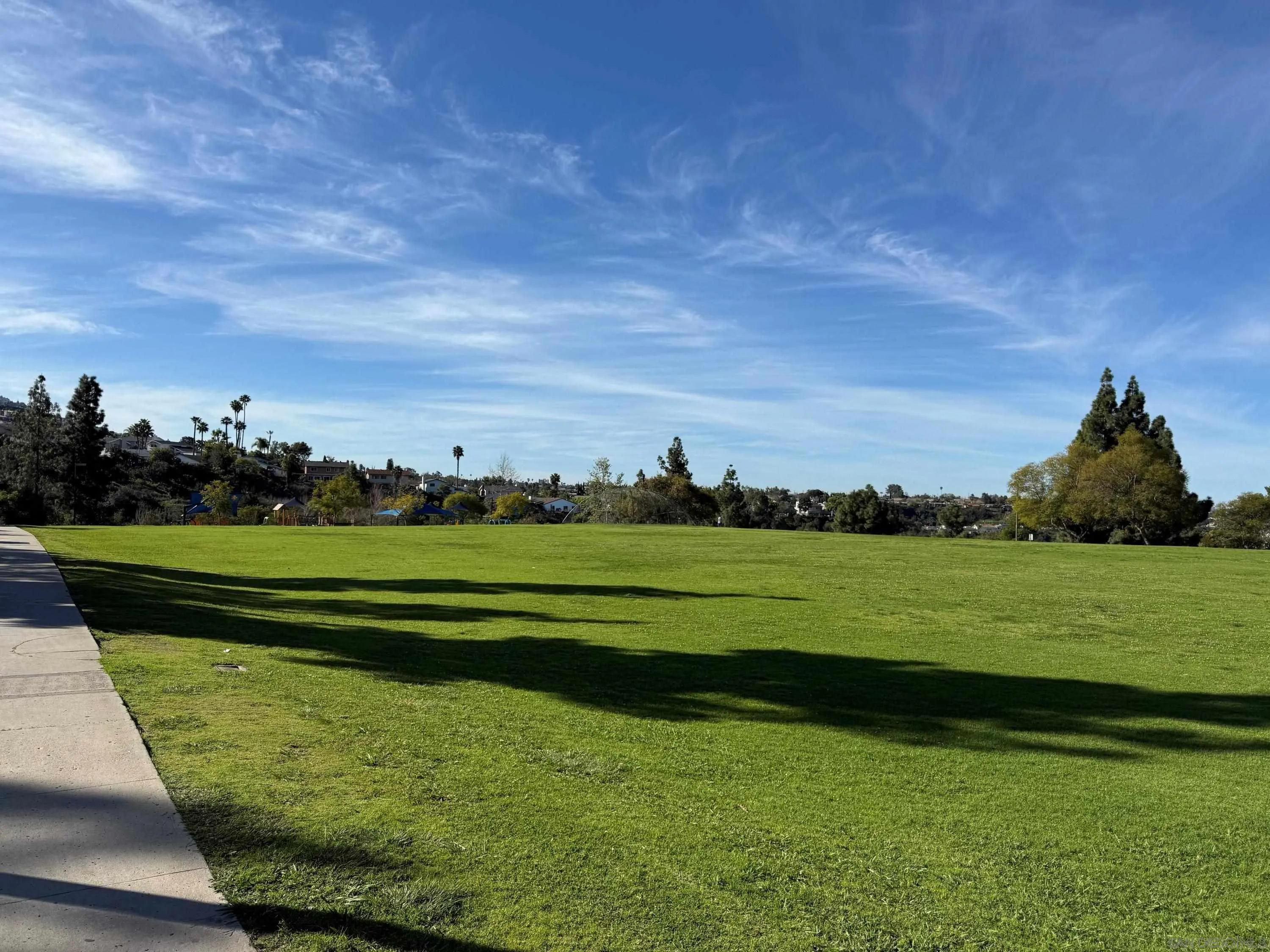 https://cdn.realtyfeed.com/cdn/127/260008174/7c582cfbbbc736e0ae0fd5d4737e6f8f.webp