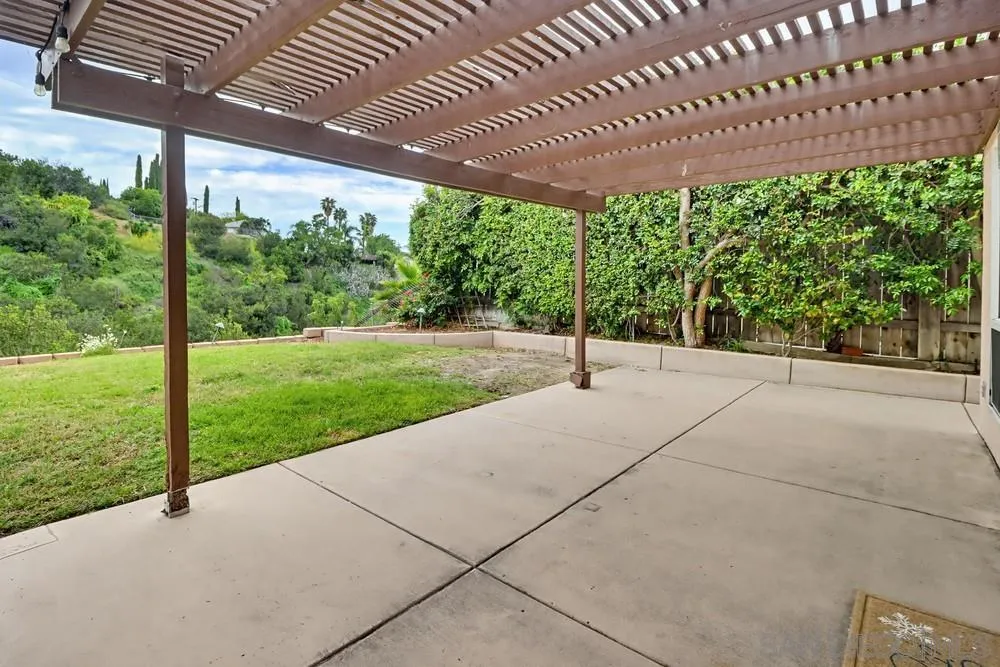 https://cdn.realtyfeed.com/cdn/127/260008174/9a452e1f97355c35d5f11b1e89724b4d.webp
