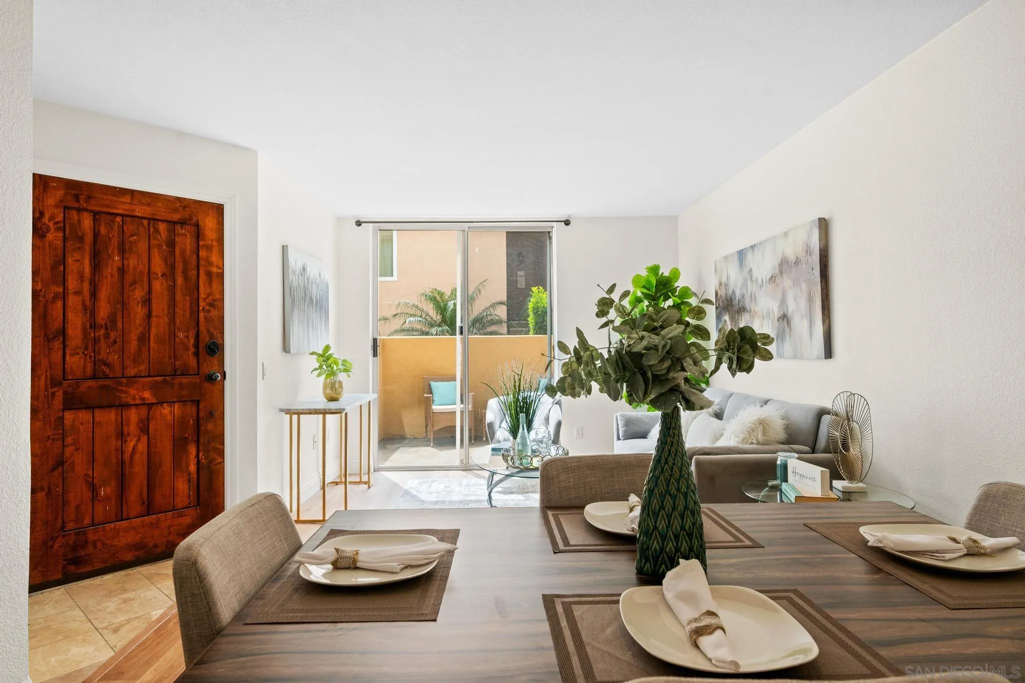 Photo #2: 260008175 Listing: Photo #2