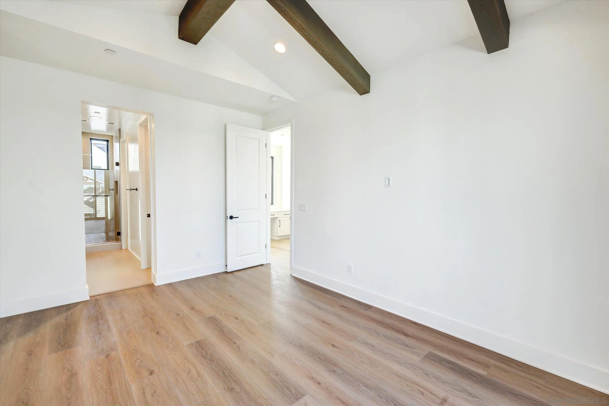 https://cdn.realtyfeed.com/cdn/127/260008178/d7de95ad038114b3840e3cb196efb63a.webp