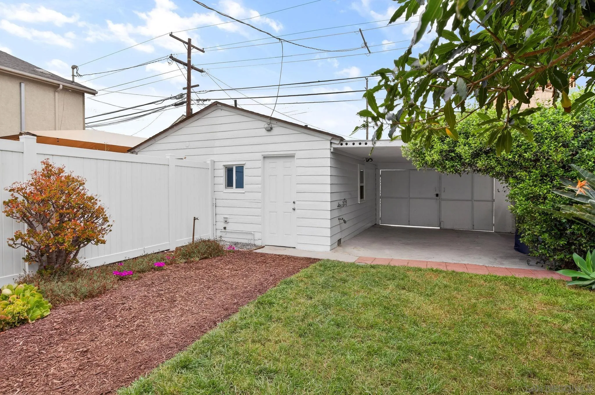 https://cdn.realtyfeed.com/cdn/127/260008179/263431e703eaa78b388c77d117a533a2.webp
