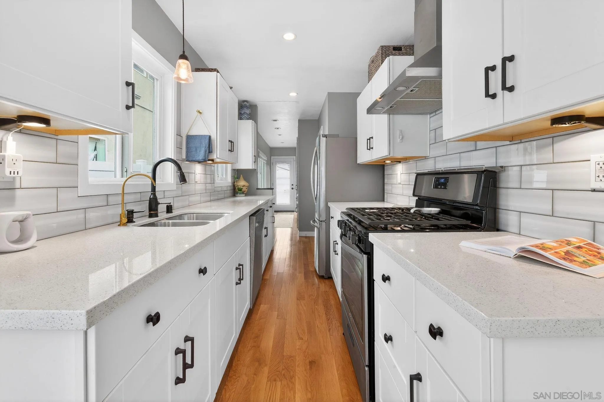 https://cdn.realtyfeed.com/cdn/127/260008179/77c803f93670b5f91608de305a58f970.webp