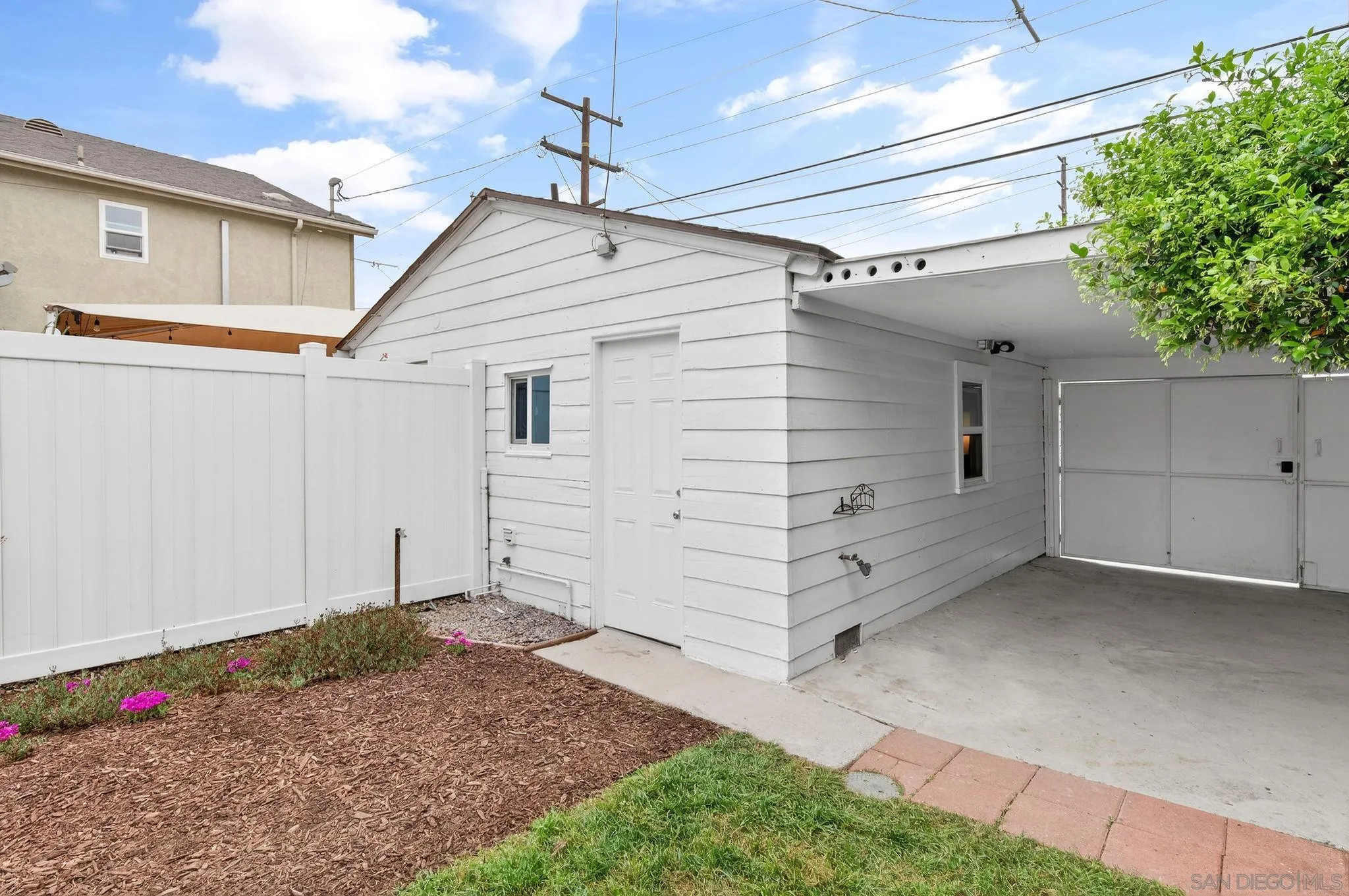 https://cdn.realtyfeed.com/cdn/127/260008179/b6ae1e45d15ea9279c7073203f9439d4.webp
