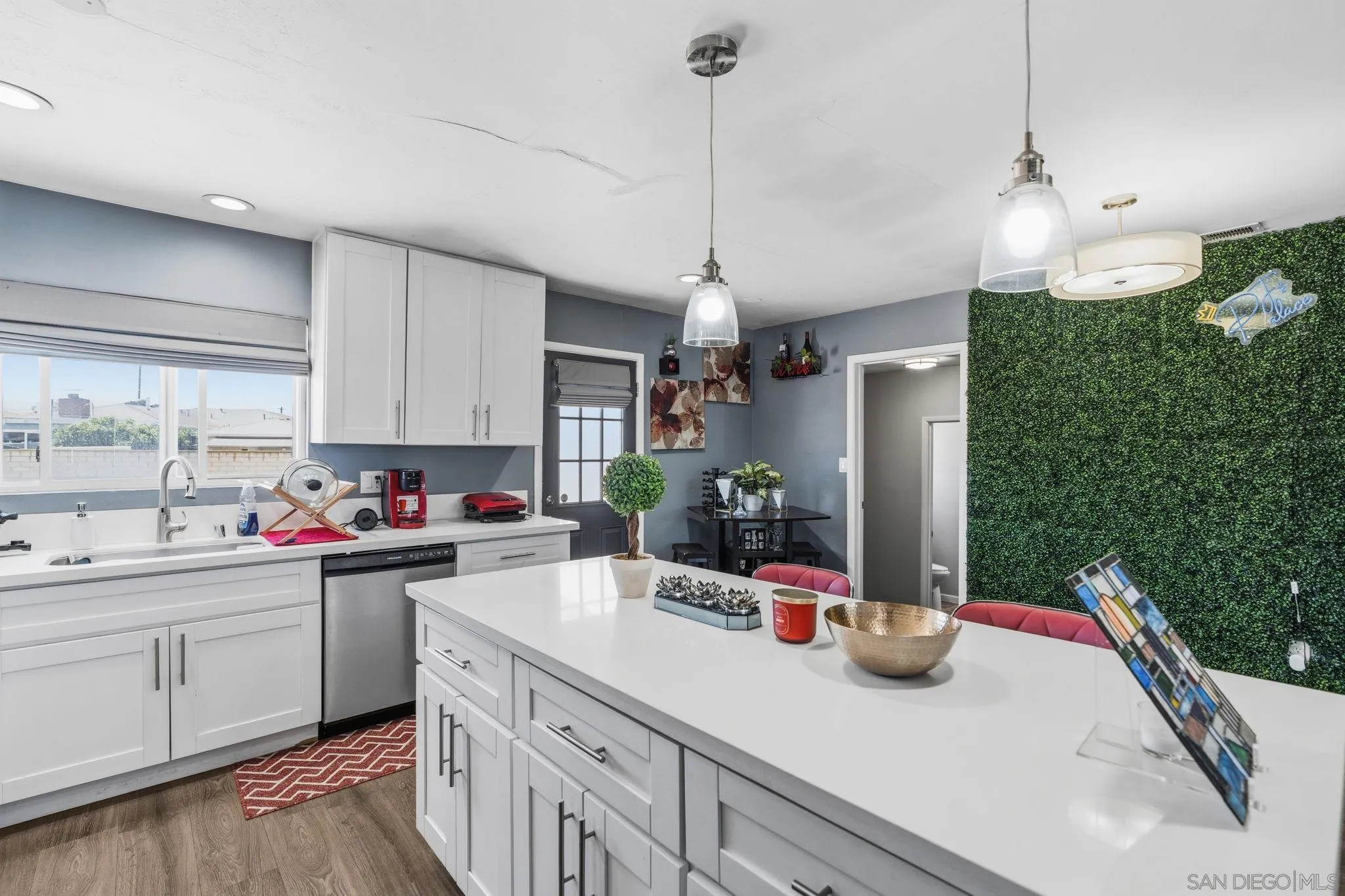 https://cdn.realtyfeed.com/cdn/127/260008184/9673e3d7f8ef2ccc7e024bd9521f6826.webp