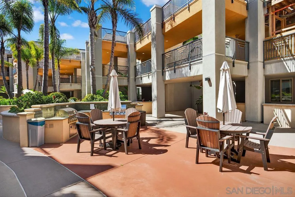 Photo #48: 260008188 Listing: Photo #48