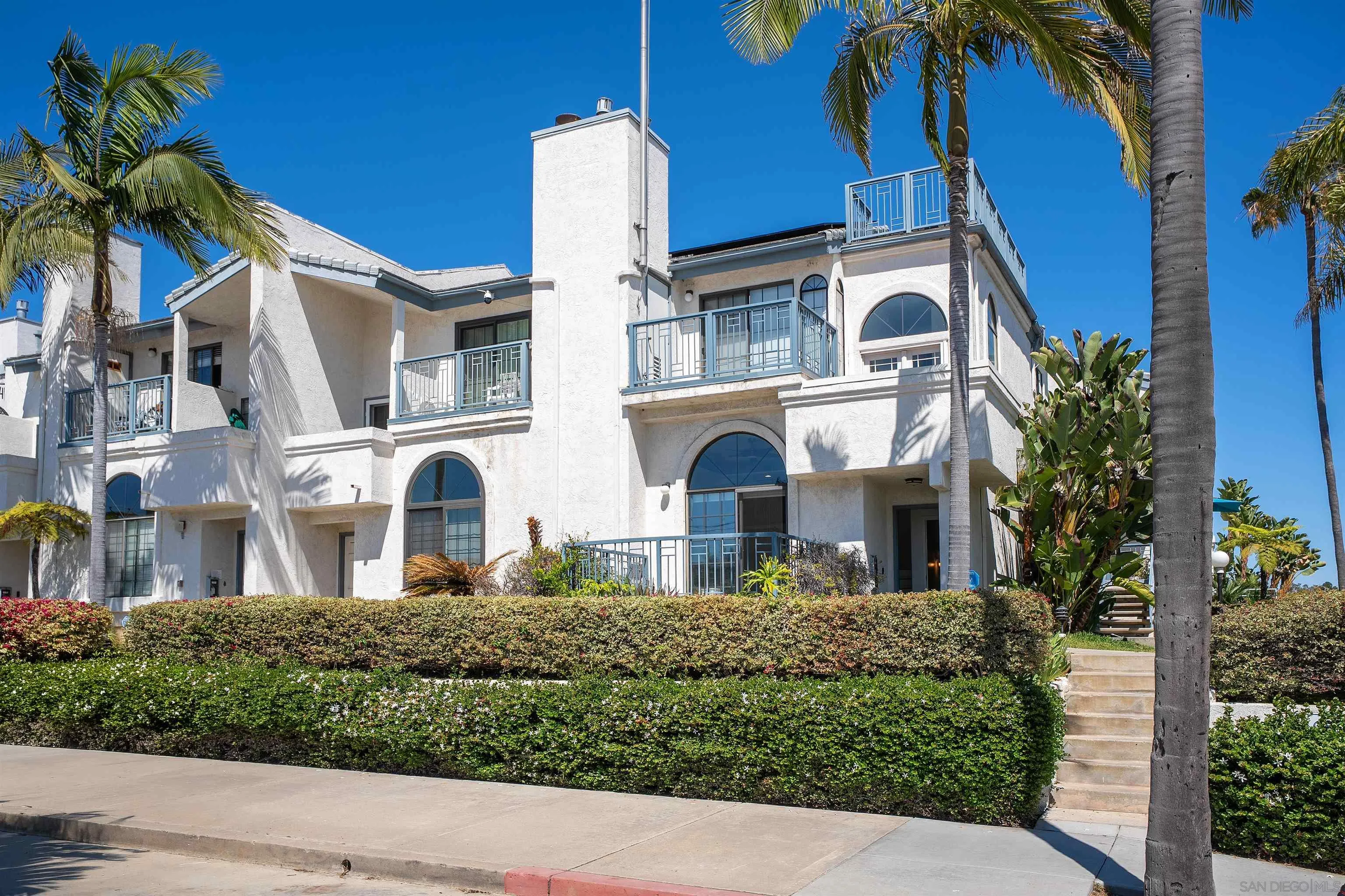 https://cdn.realtyfeed.com/cdn/127/260008195/28f6de86de77224acfd1374eaf92fac3.webp