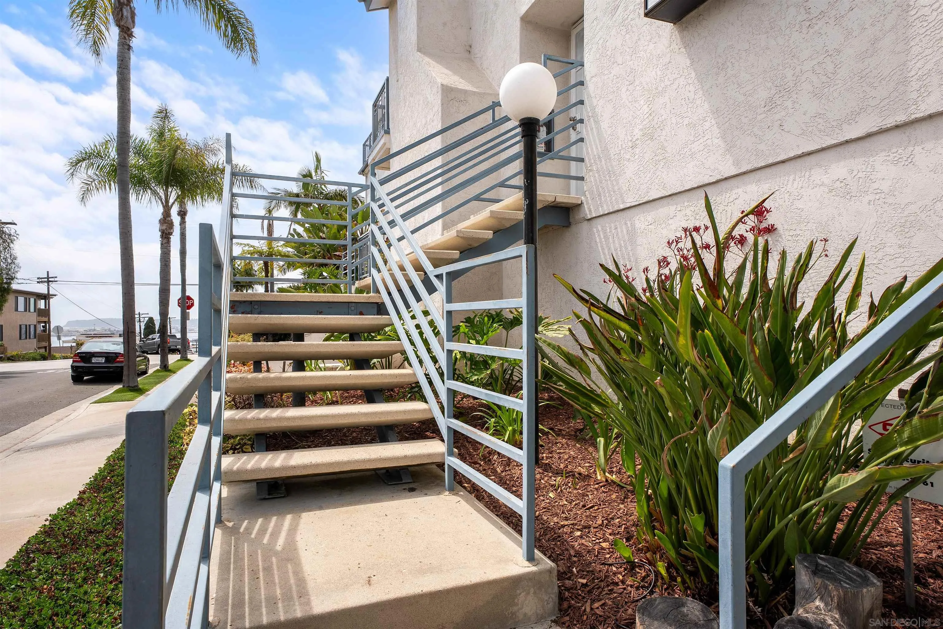 https://cdn.realtyfeed.com/cdn/127/260008195/79946d82a54ae84378bad8ddc717c7c5.webp