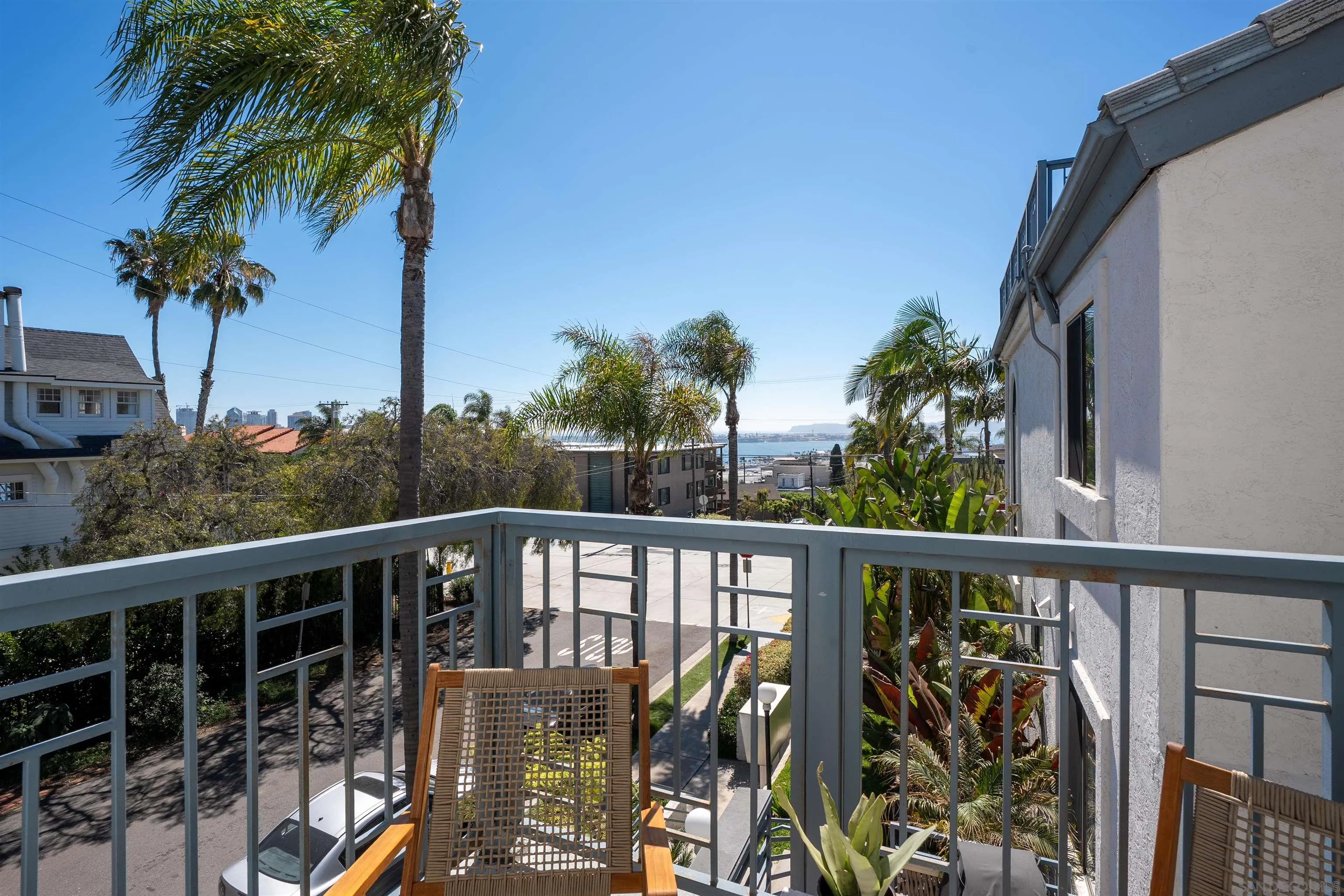 https://cdn.realtyfeed.com/cdn/127/260008195/9030aa54128cf508eb78c8d46999dc0d.webp
