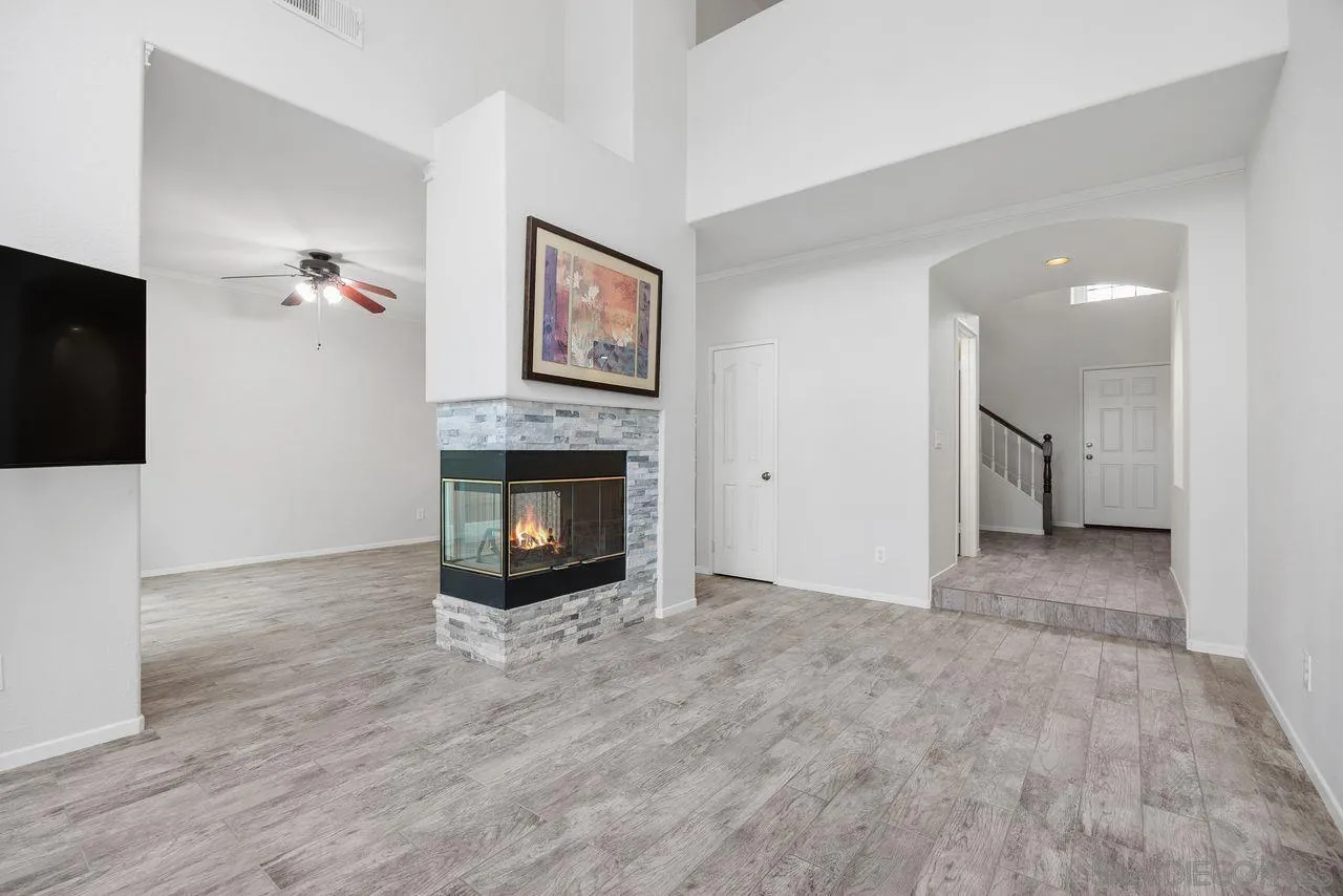 Photo #11: 260008196 Listing: Photo #11