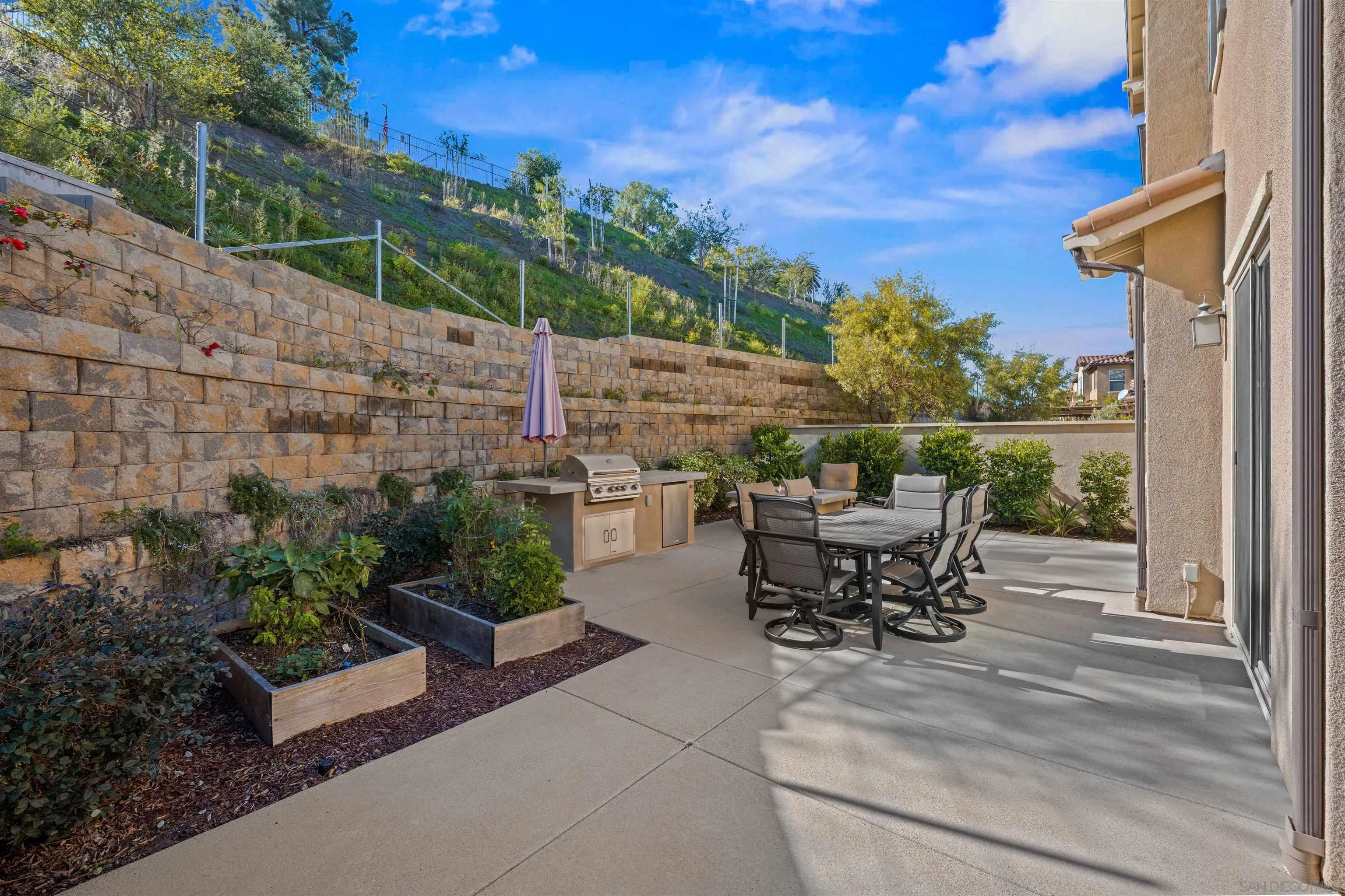 https://cdn.realtyfeed.com/cdn/127/2600082/12a7f8264064a4f39dc546c52d16985c.webp