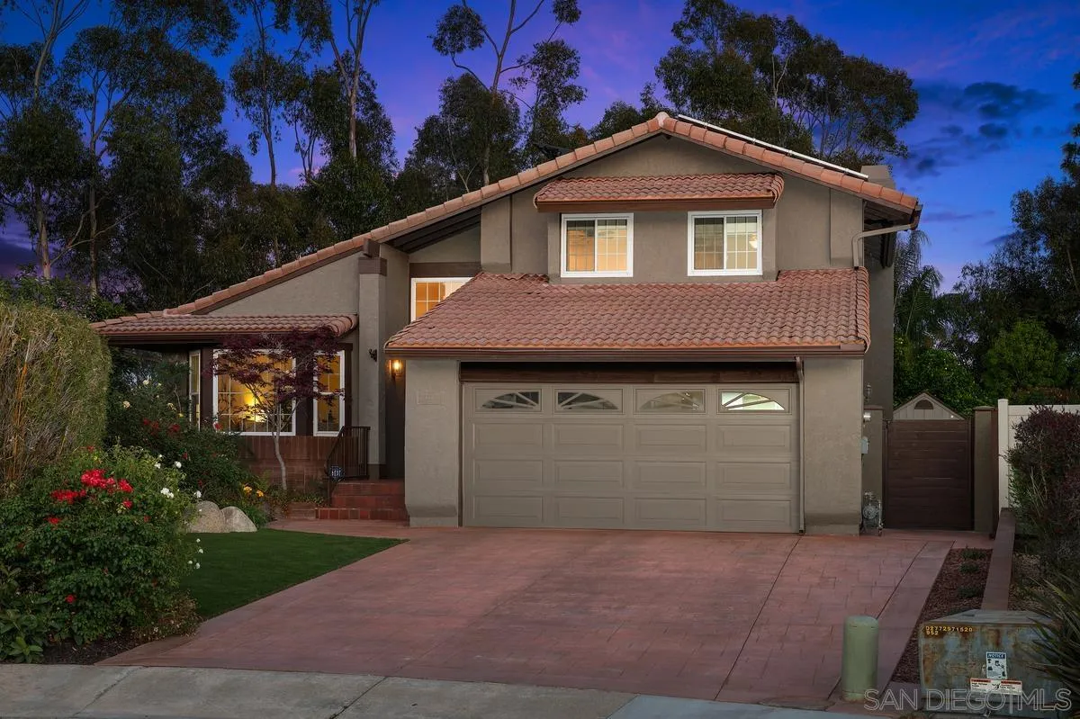 https://cdn.realtyfeed.com/cdn/127/260008201/824ecf9e43adba267c64484ec41d463b.webp