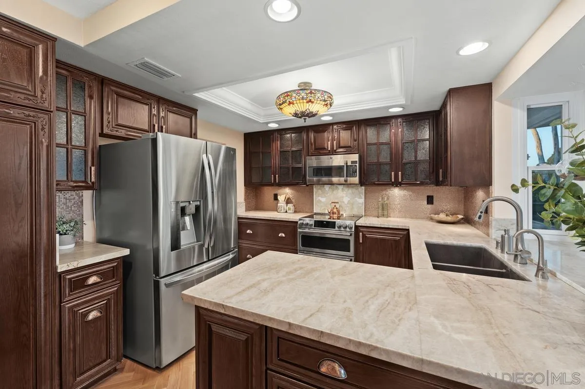https://cdn.realtyfeed.com/cdn/127/260008201/acb3894e0a1ff08e3aed9ca321c758c7.webp