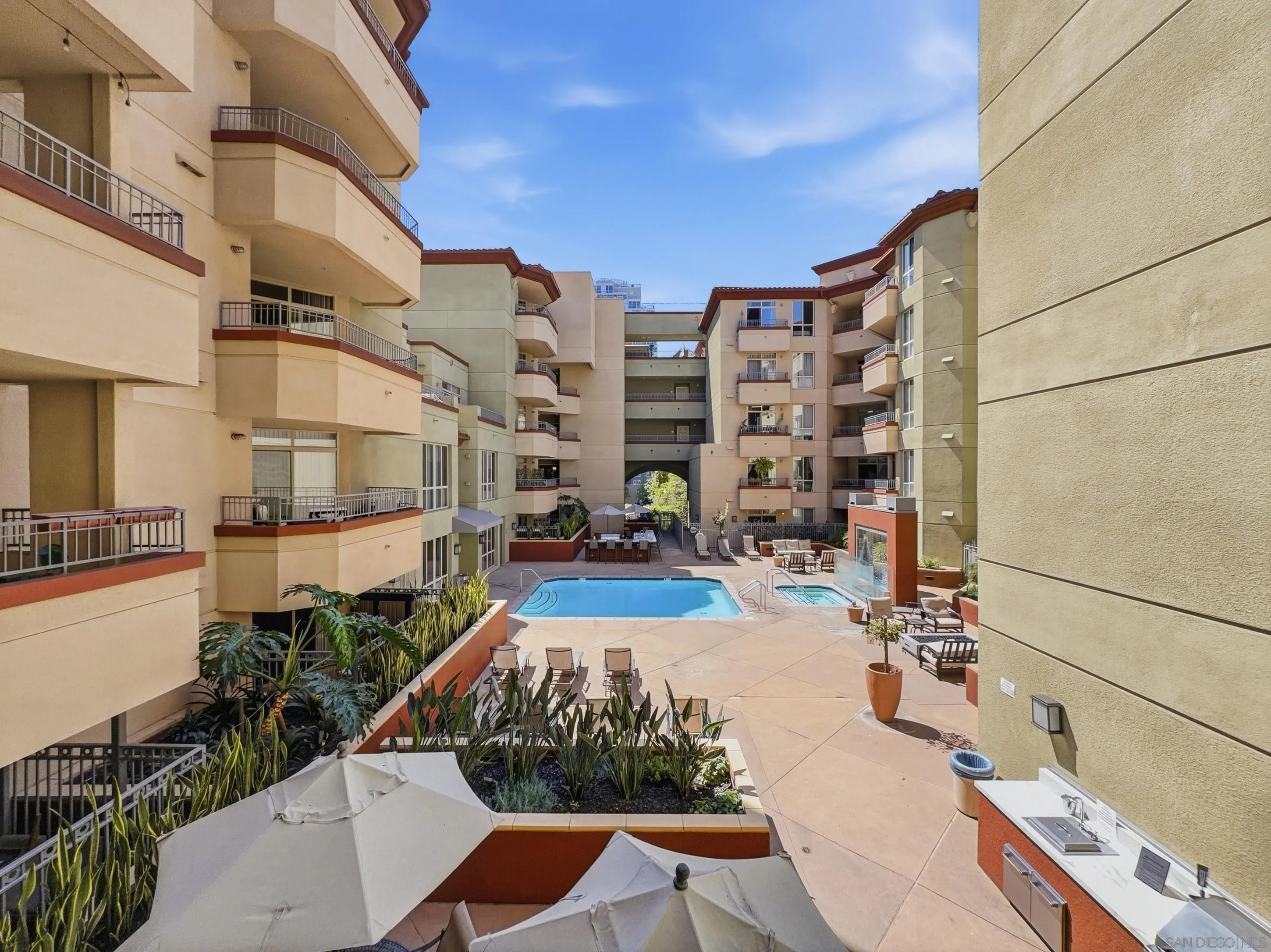 Photo #33: 260008205 Listing: Photo #33