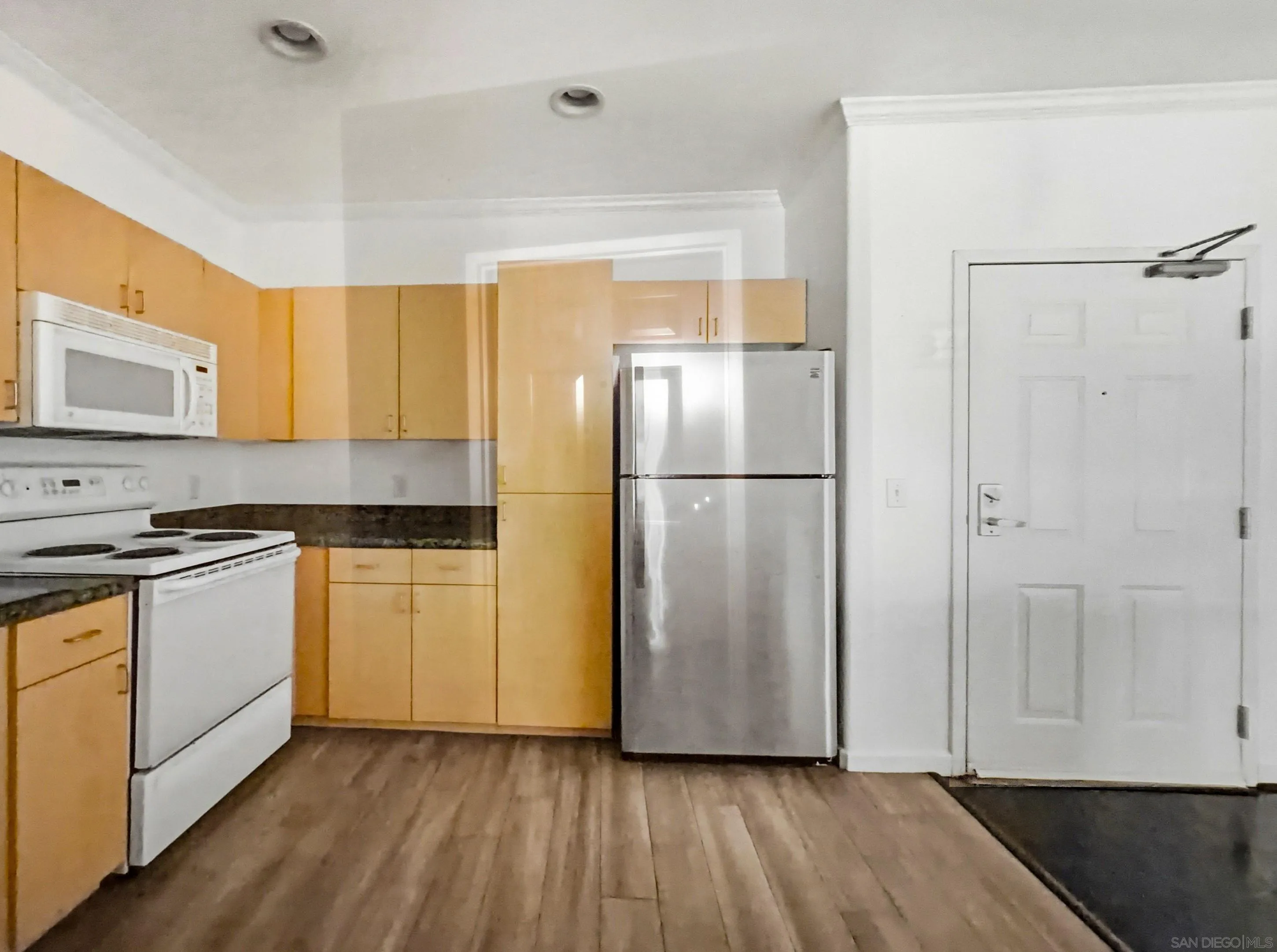 Photo #17: 260008205 Listing: Photo #17