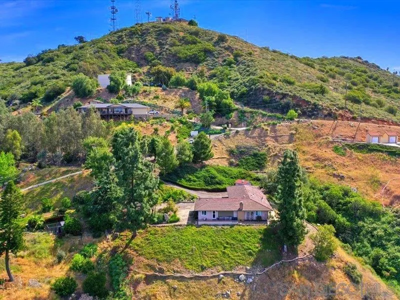 https://cdn.realtyfeed.com/cdn/127/260008206/03879554fb0aecc188013f927d8088fc.webp