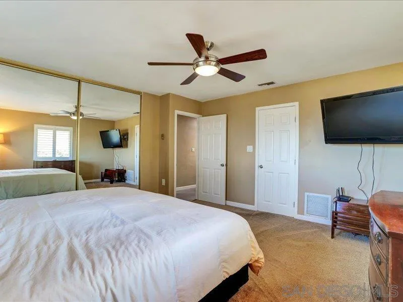 https://cdn.realtyfeed.com/cdn/127/260008206/4b73e3e015431c2a303e32ccb1b50e23.webp