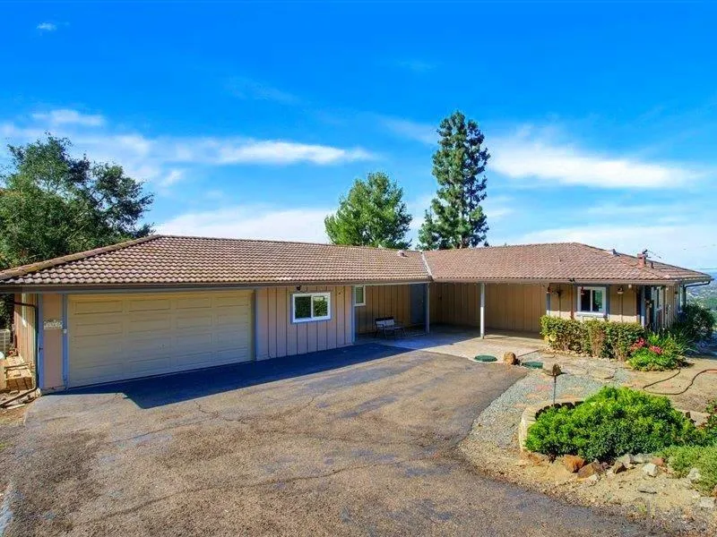 https://cdn.realtyfeed.com/cdn/127/260008206/67d671b272e8ac08a46967135cc17ce3.webp