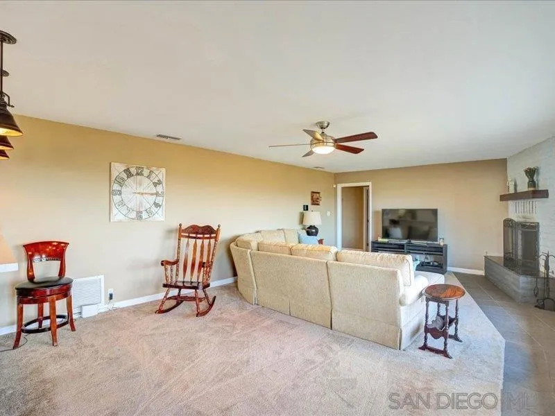https://cdn.realtyfeed.com/cdn/127/260008206/6e9080d550d779f6d7a47933fa4560ec.webp